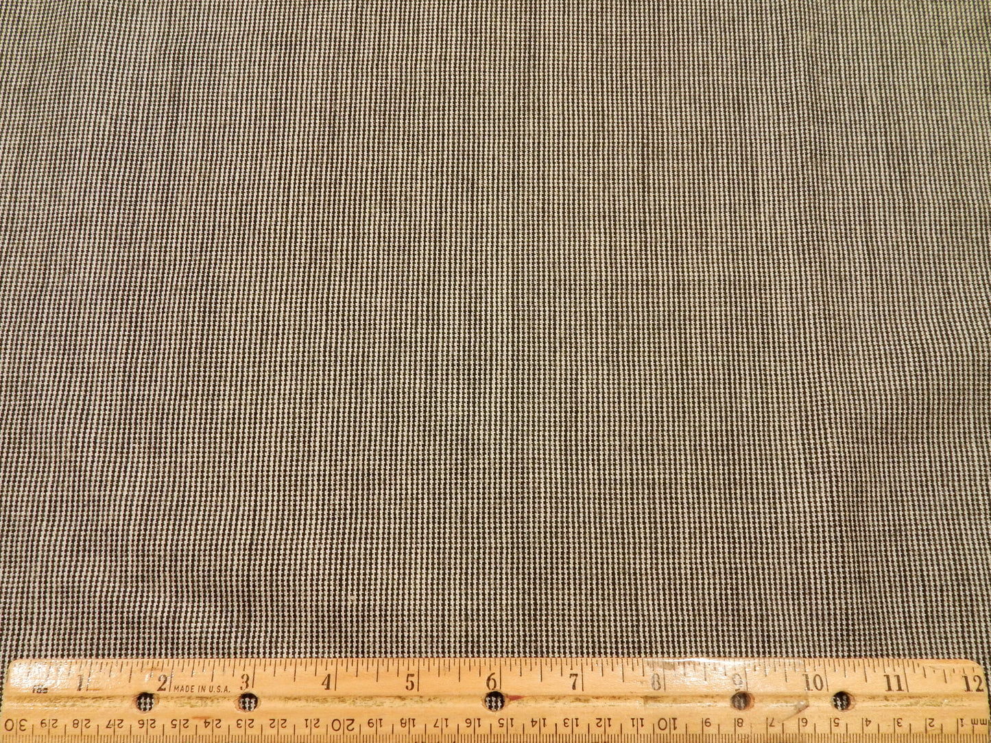 Italian Mini Houndstooth Wool Suiting