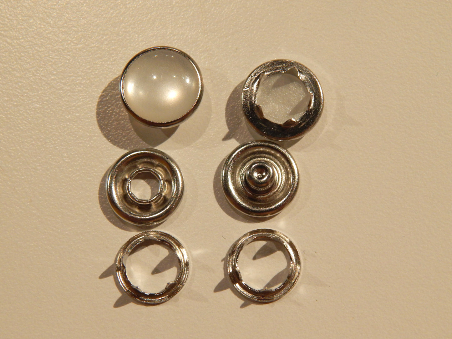 Western White Pearl Snaps