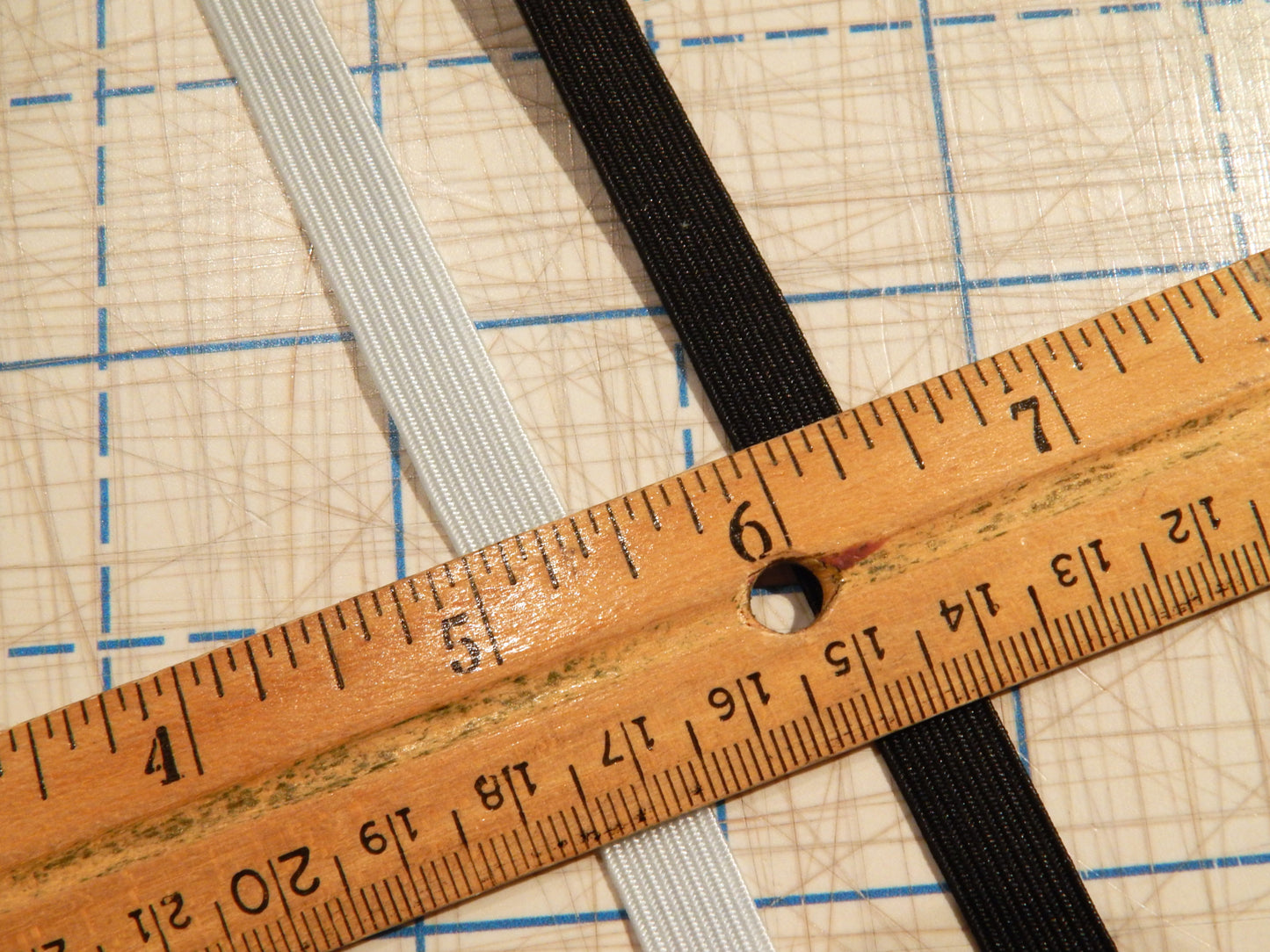 Knit Elastic 3/8" - White and Black