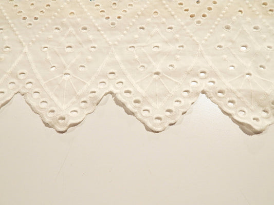 Diamonds White Cotton Eyelet