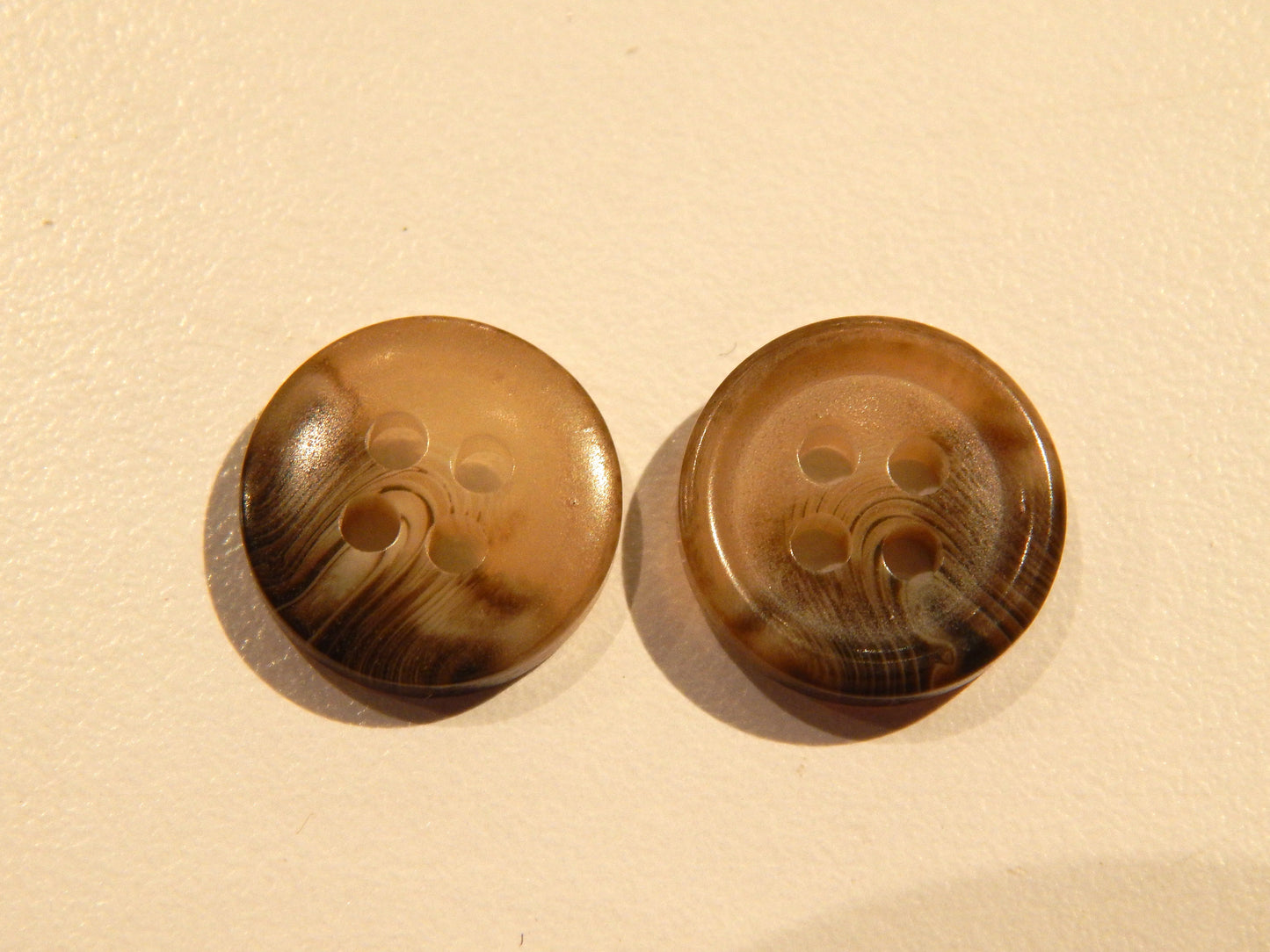 Brown Tortoise Look Buttons - Multiple Sizes