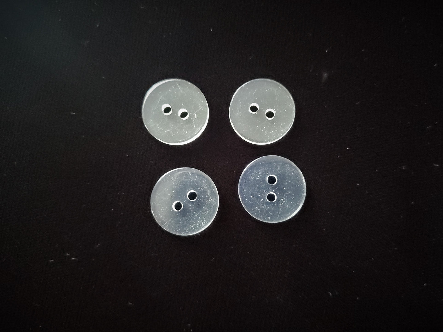 clear 2 hole buttons