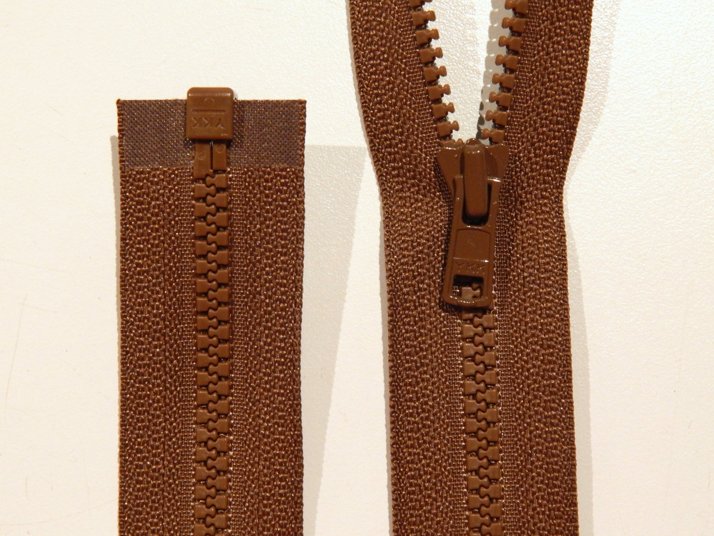 Molded Plastic Separating Jacket Zippers - 22", 24", 30"