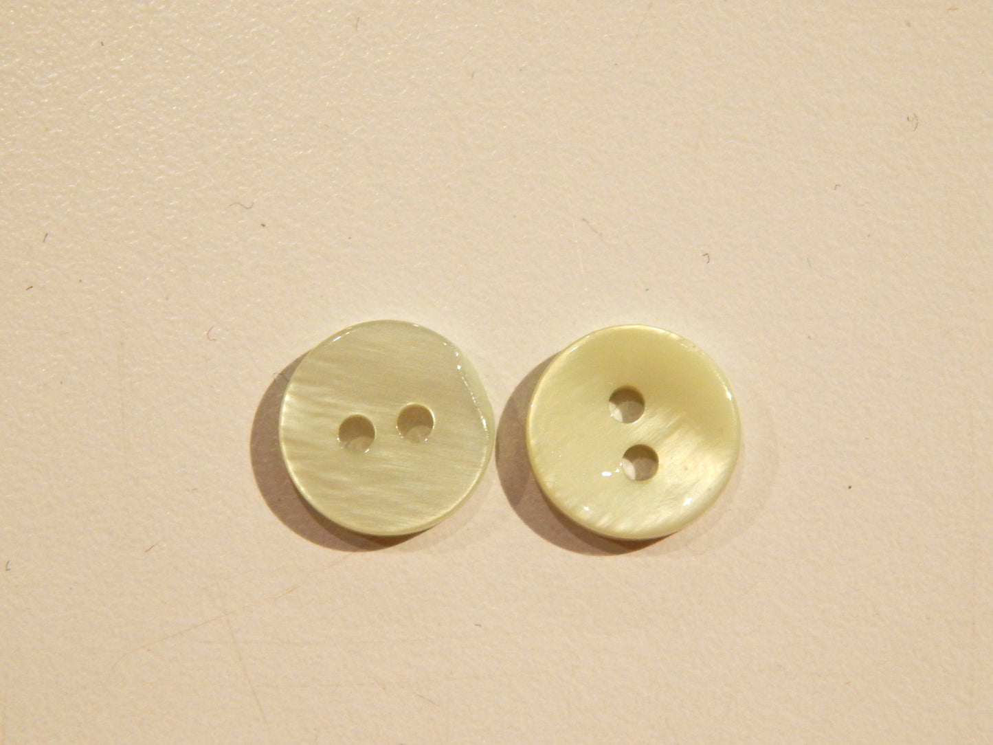 Spring Green Small Mother of Pearl Shirt Buttons