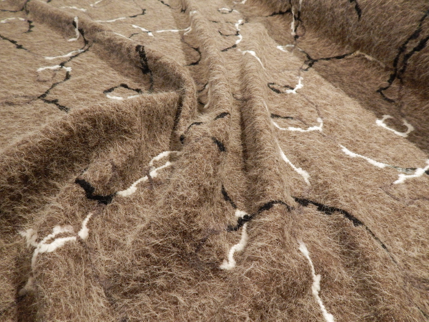 Fuzzy Taupe Sketched Yarn Knit - Telio