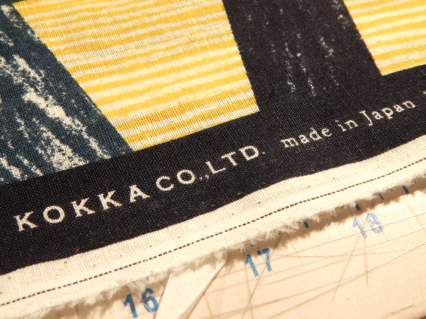 Abstract Highway Linen/Cotton Sheeting - Kokka Keshiki
