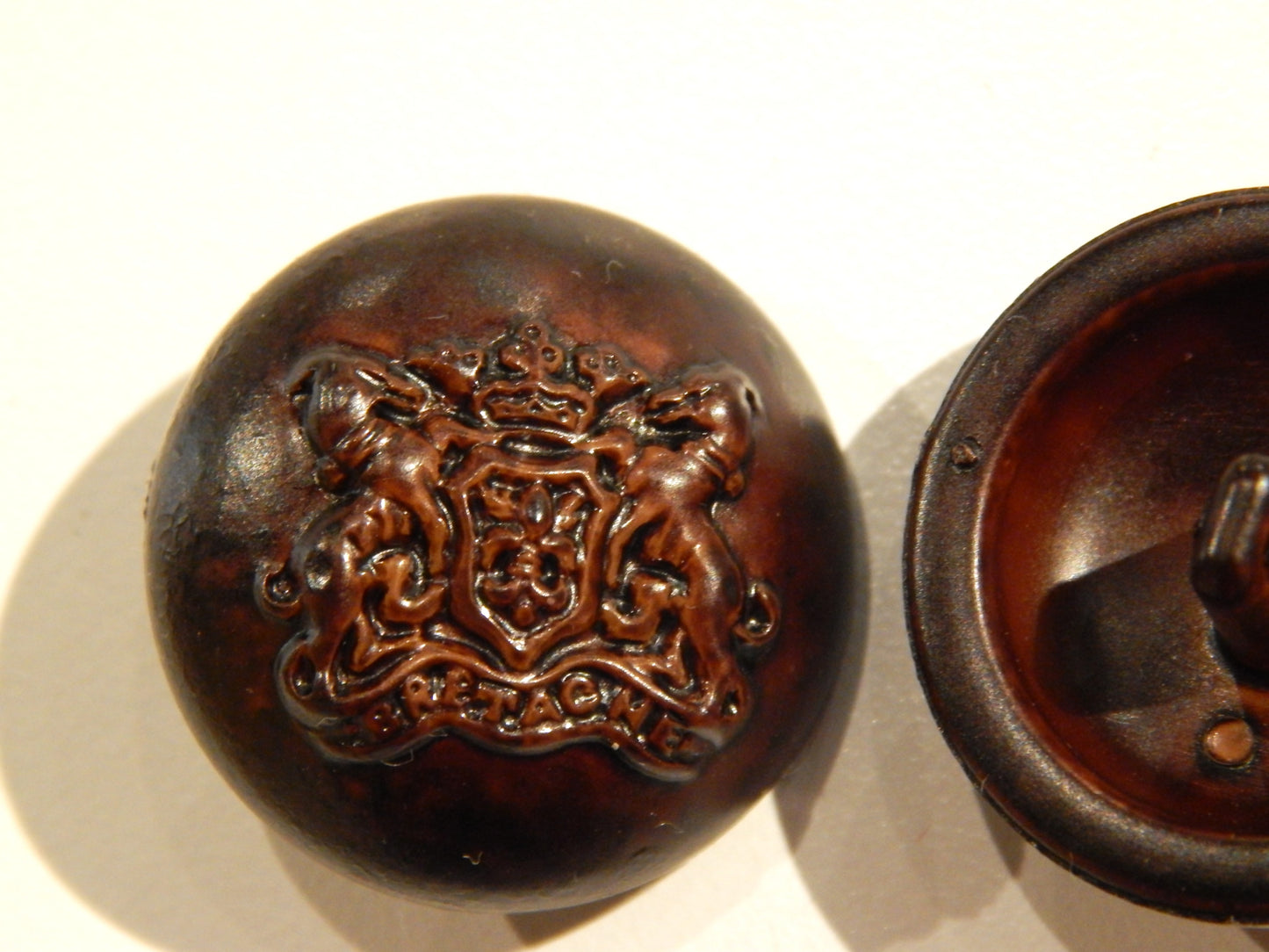 Royal Crested Burnished Brown Faux Leather Shank Buttons