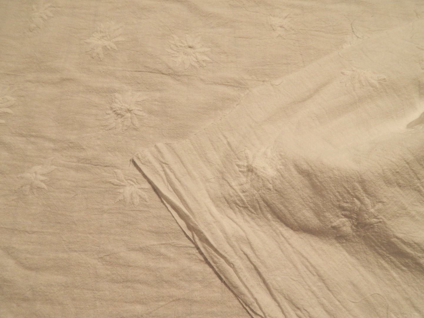White Floral Embroidery Linen/Cotton Blend
