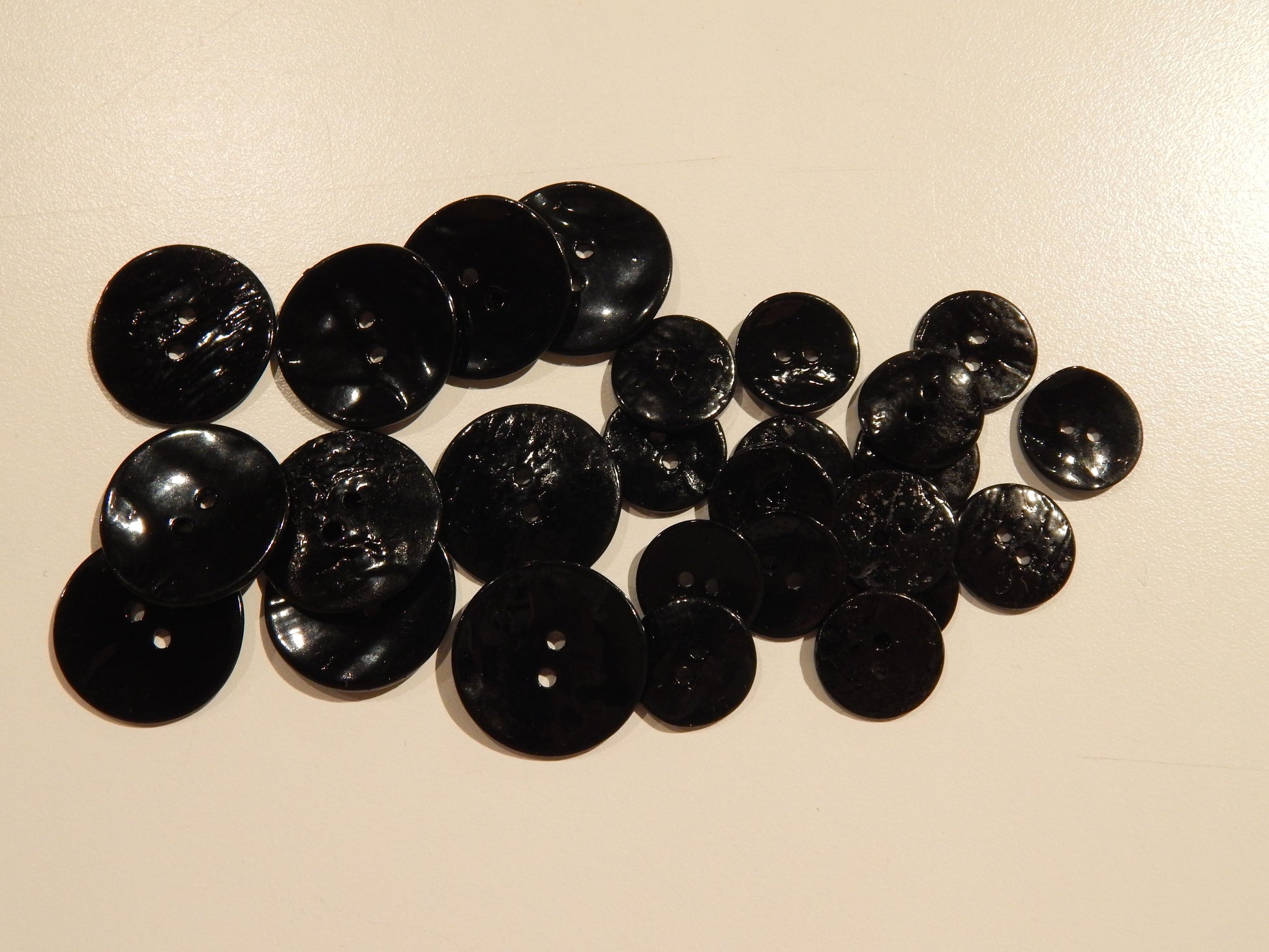 black agoya shell seashell buttons in multiple sizes