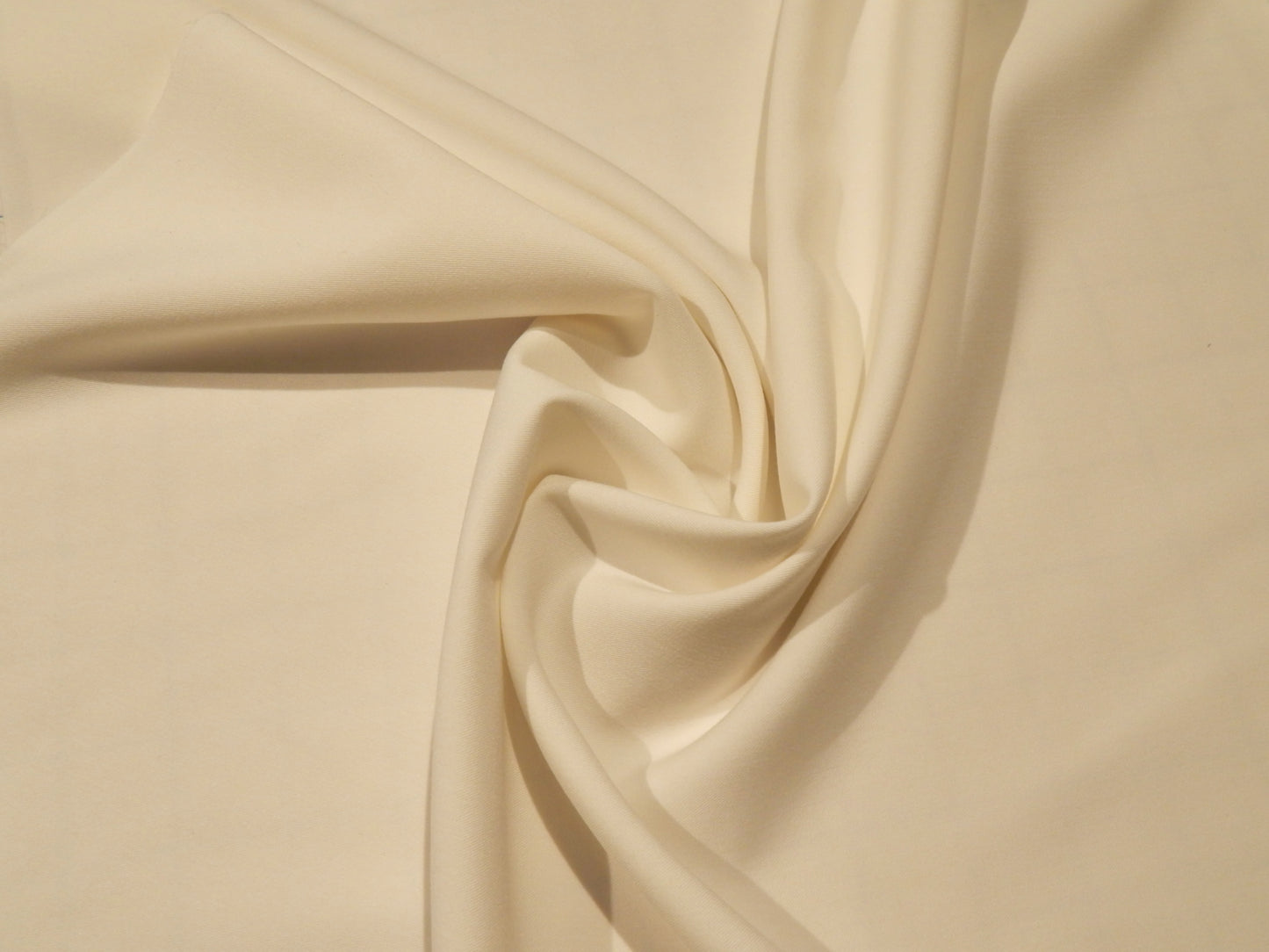 telio white rayon poly spandex blend stretch suiting lining fabric