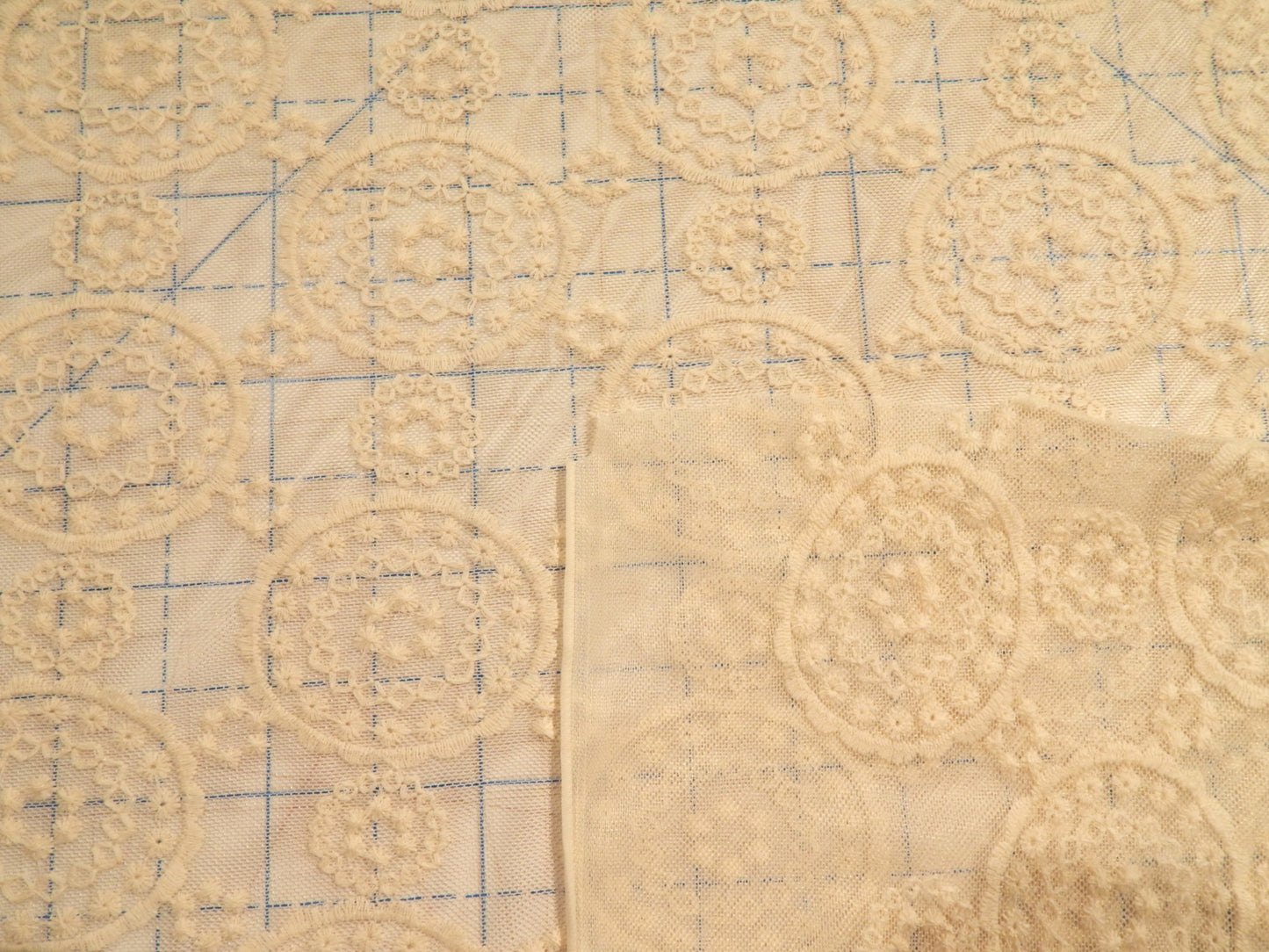 Ivory Medallion Cotton Nylon Lace