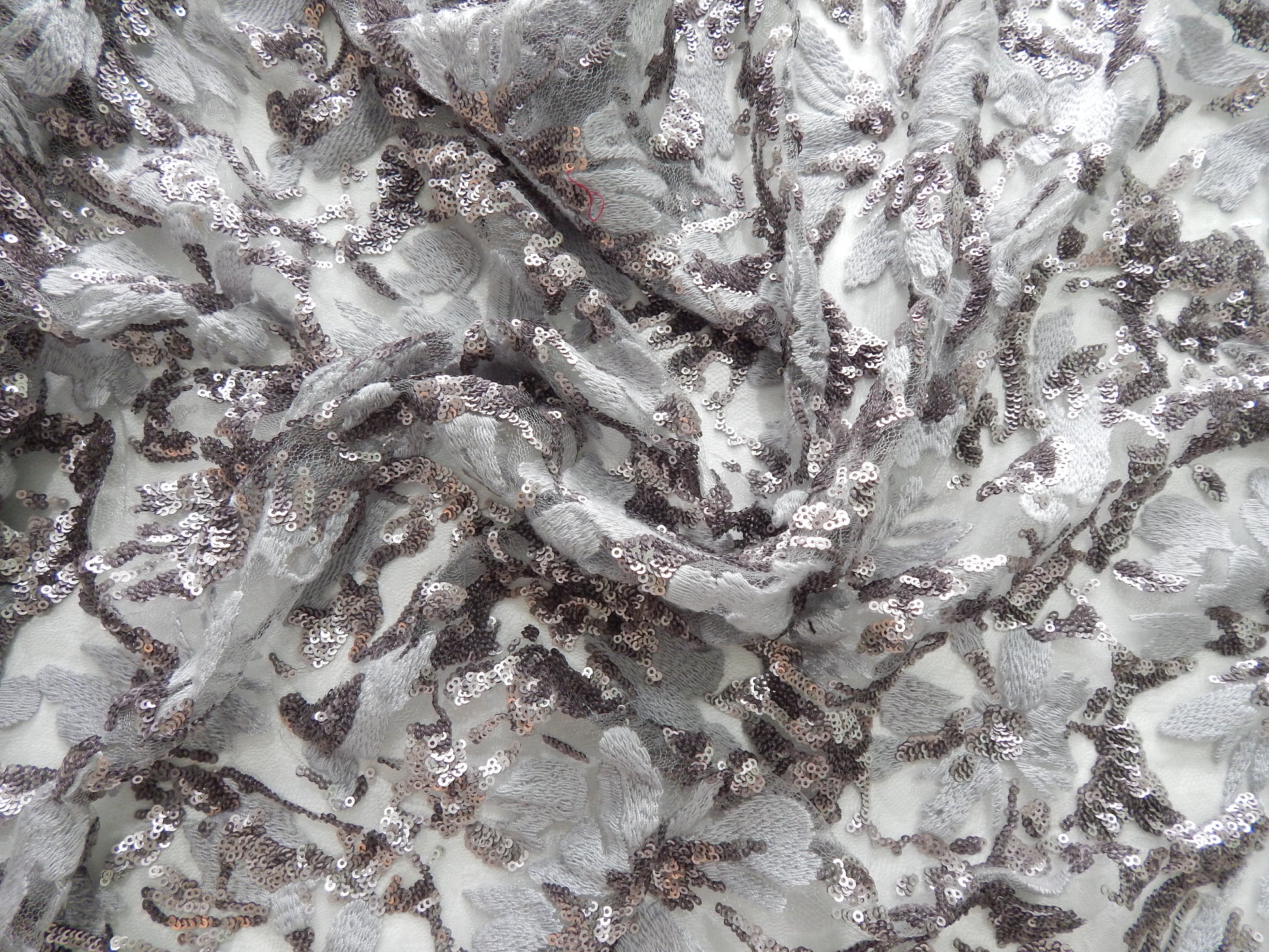Metallic sequin lace fabric