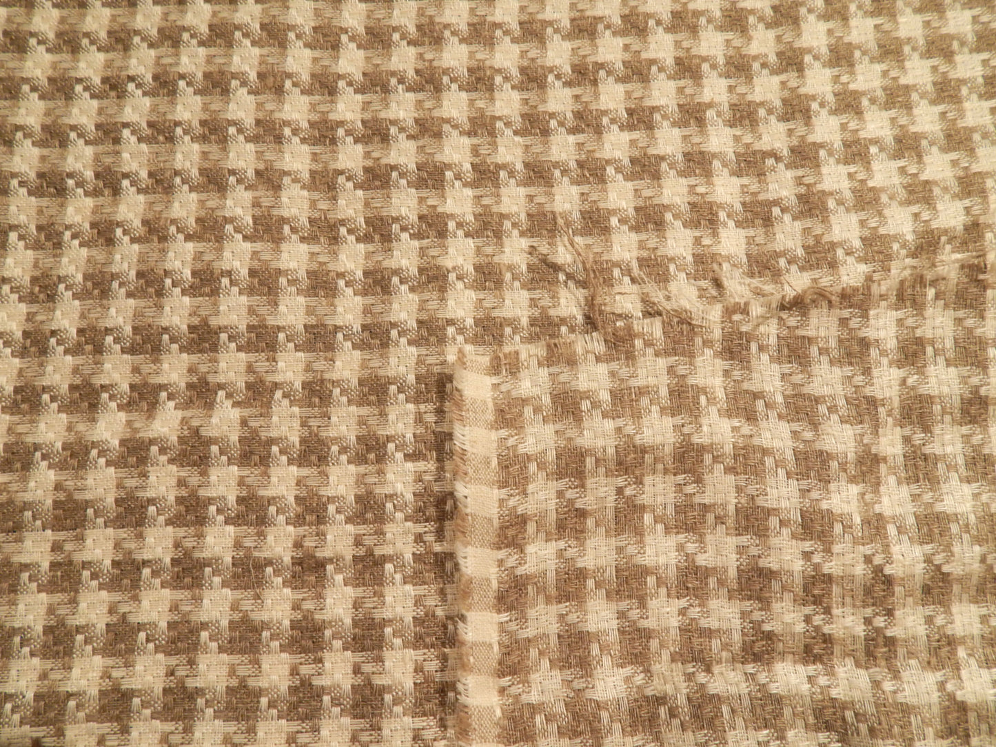 Polish Woven Extra Large Houndstooth Natural/Cream Linen