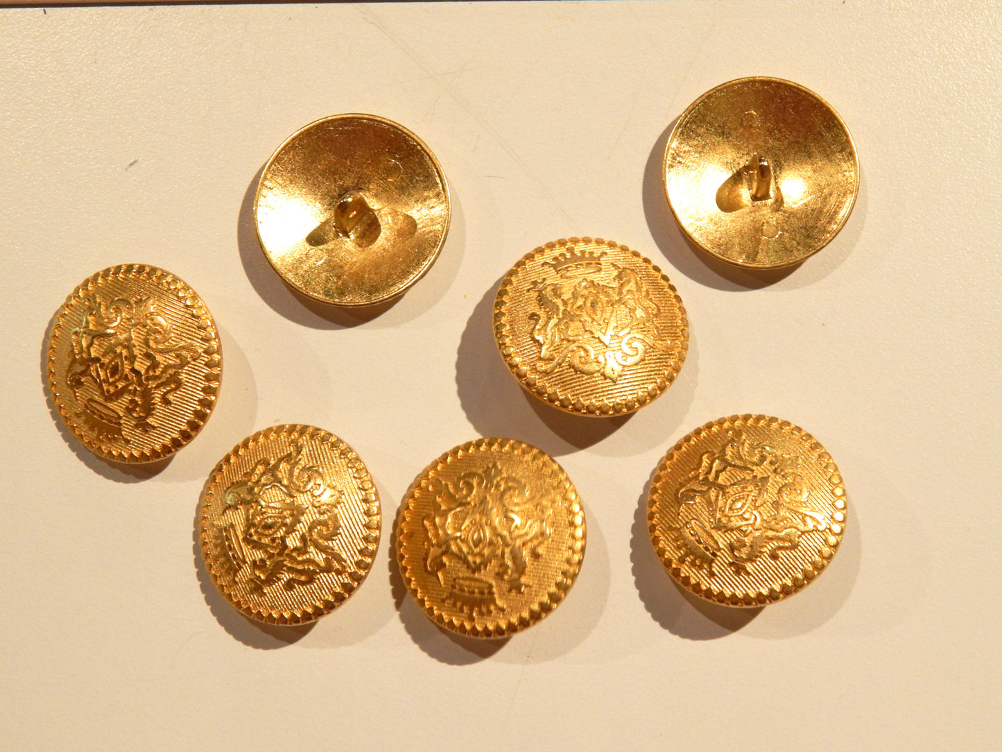 Gold Royal Lion & Unicorn Blazer Buttons - Multiple Sizes