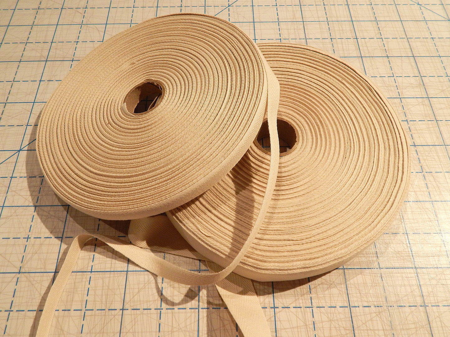 100& cotton natural white tan twill tape in 1" and 3/8" by the yard
