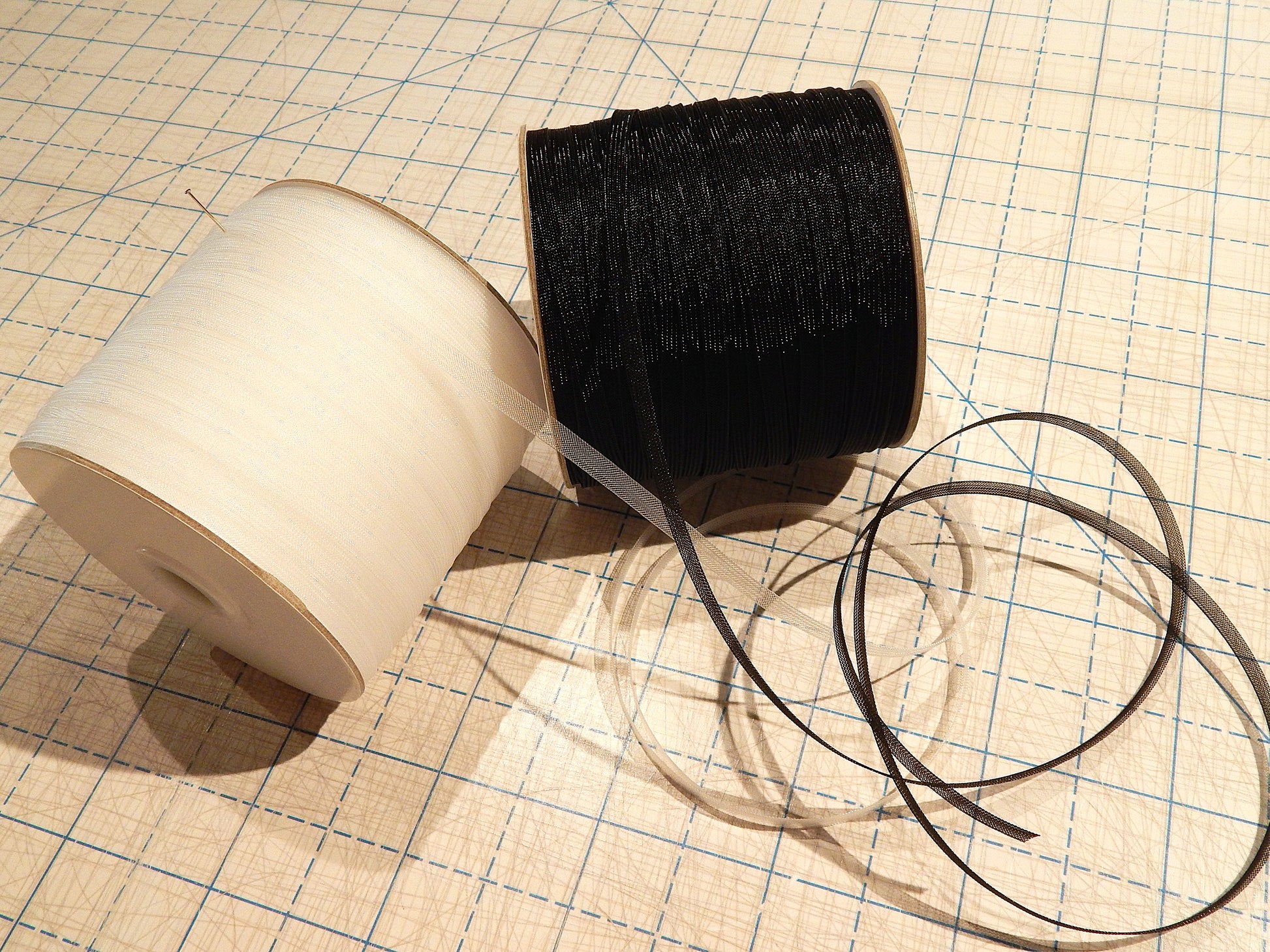 black and white 1/4" horsehair braid sold by the yard in kansas city