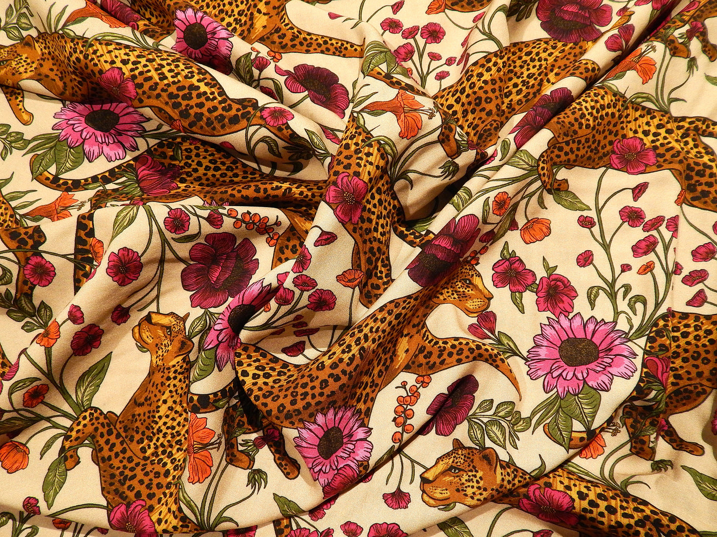 Leopards in Flora Rayon Challis - Telio