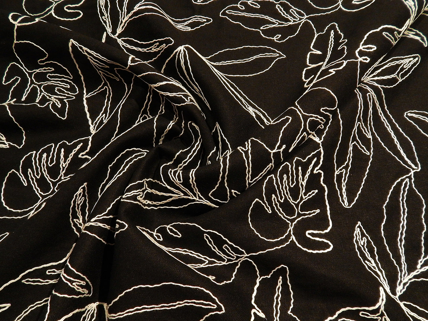 Black Monstera Leaf Linen/Rayon Blend - Telio