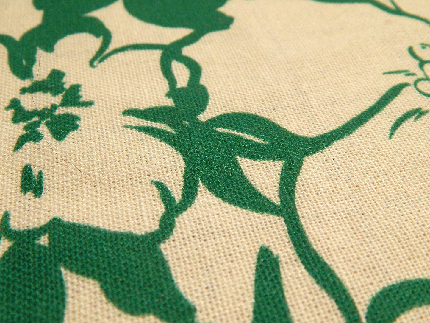 Kelly Green Floral Linen