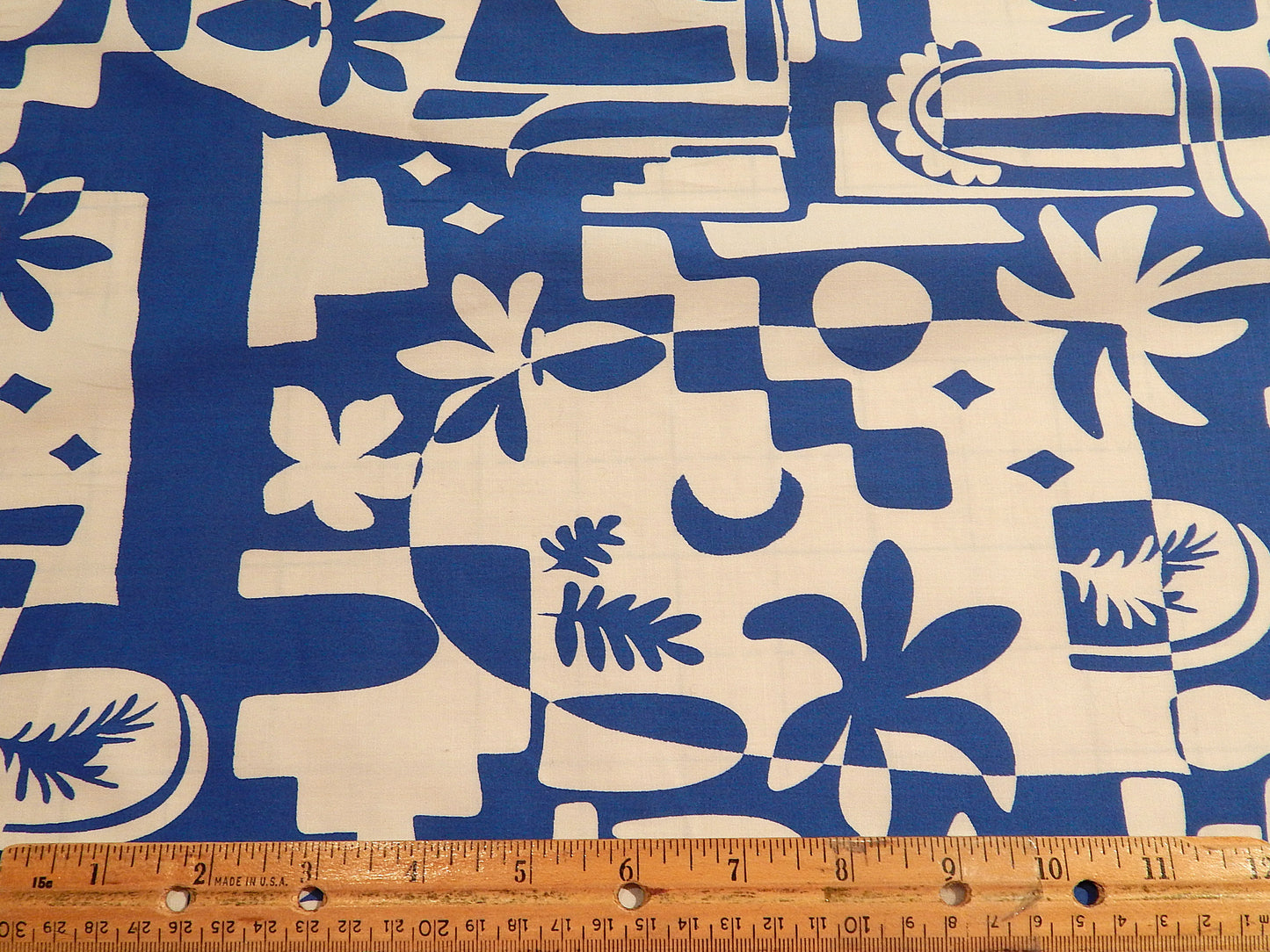 Blue and White Mod Hawaiian Floral Stretch Cotton