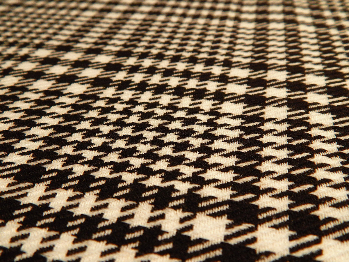 Black and White Houndstooth Plaid