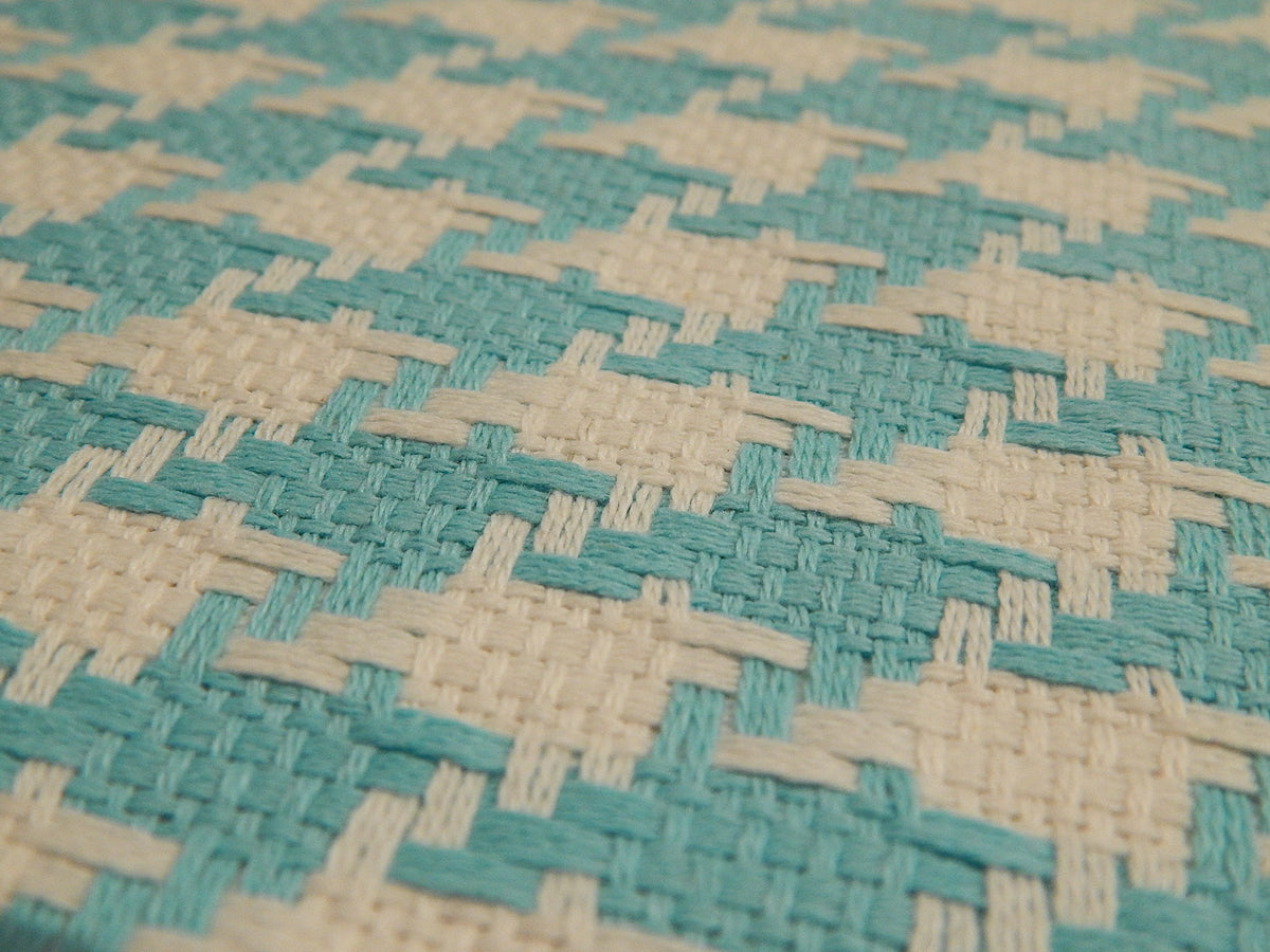 Turquoise and White Large Houndstooth Tweed