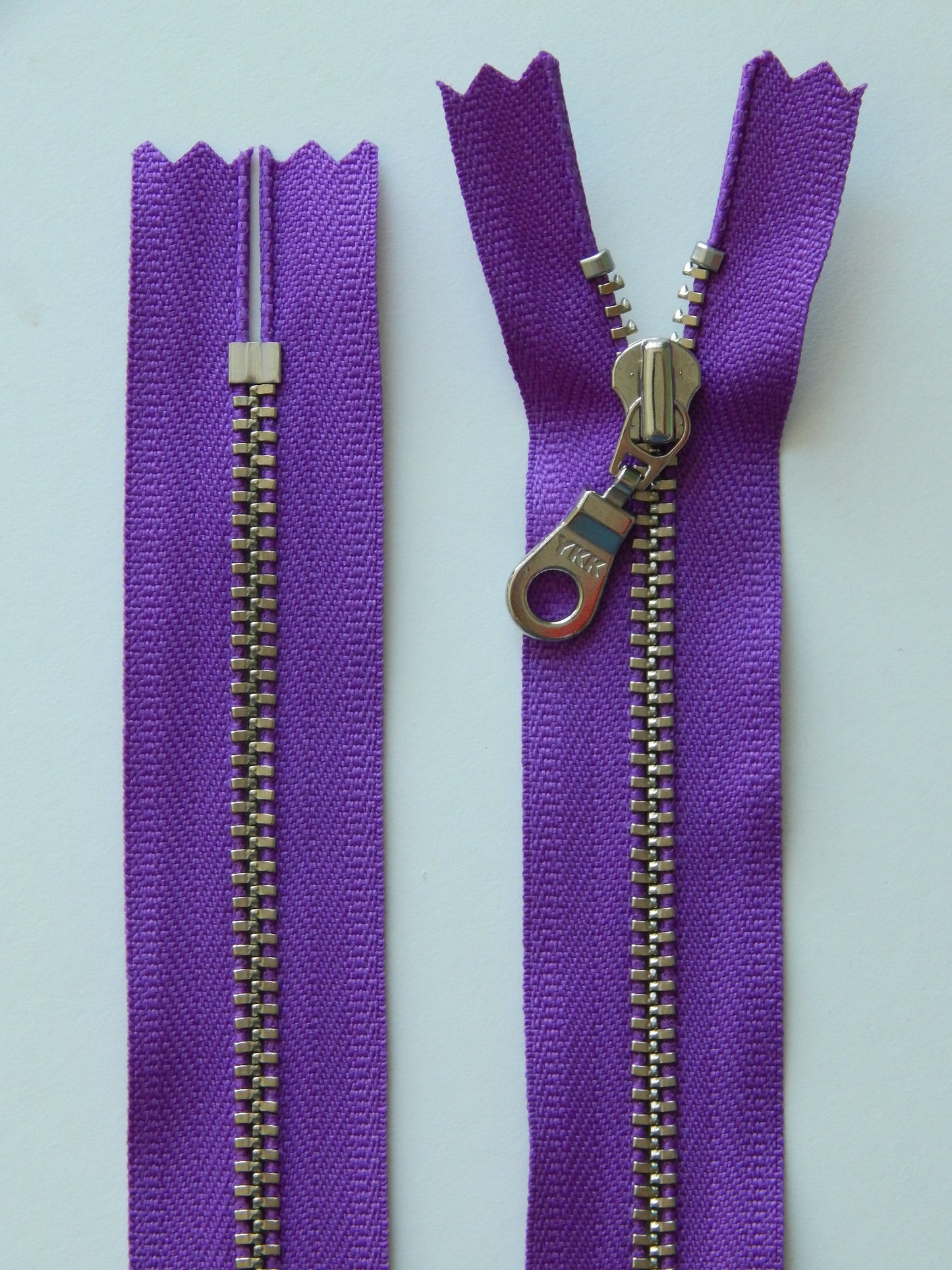 purple and silver nonseparating zipper