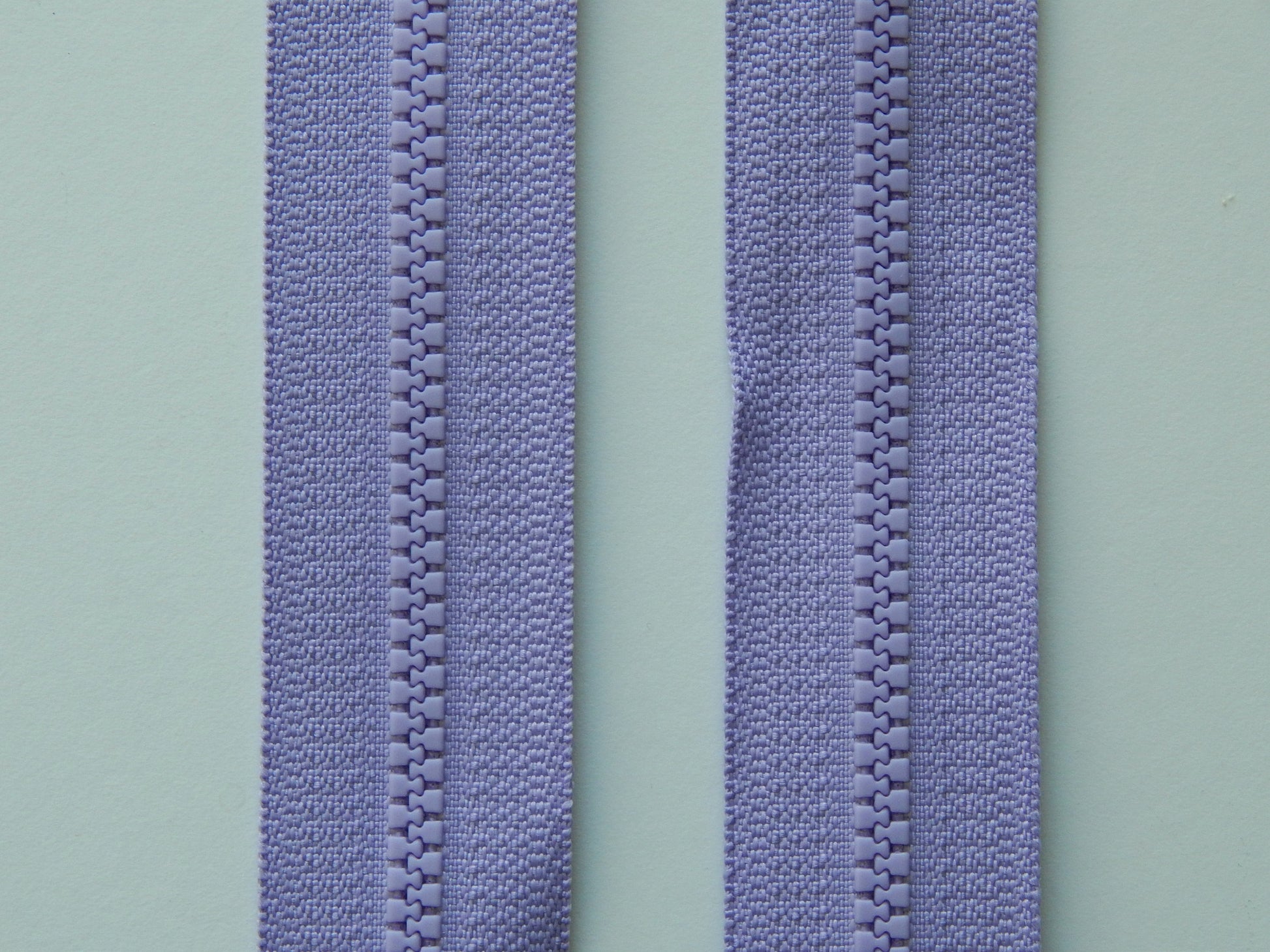 light purple plastic zipper