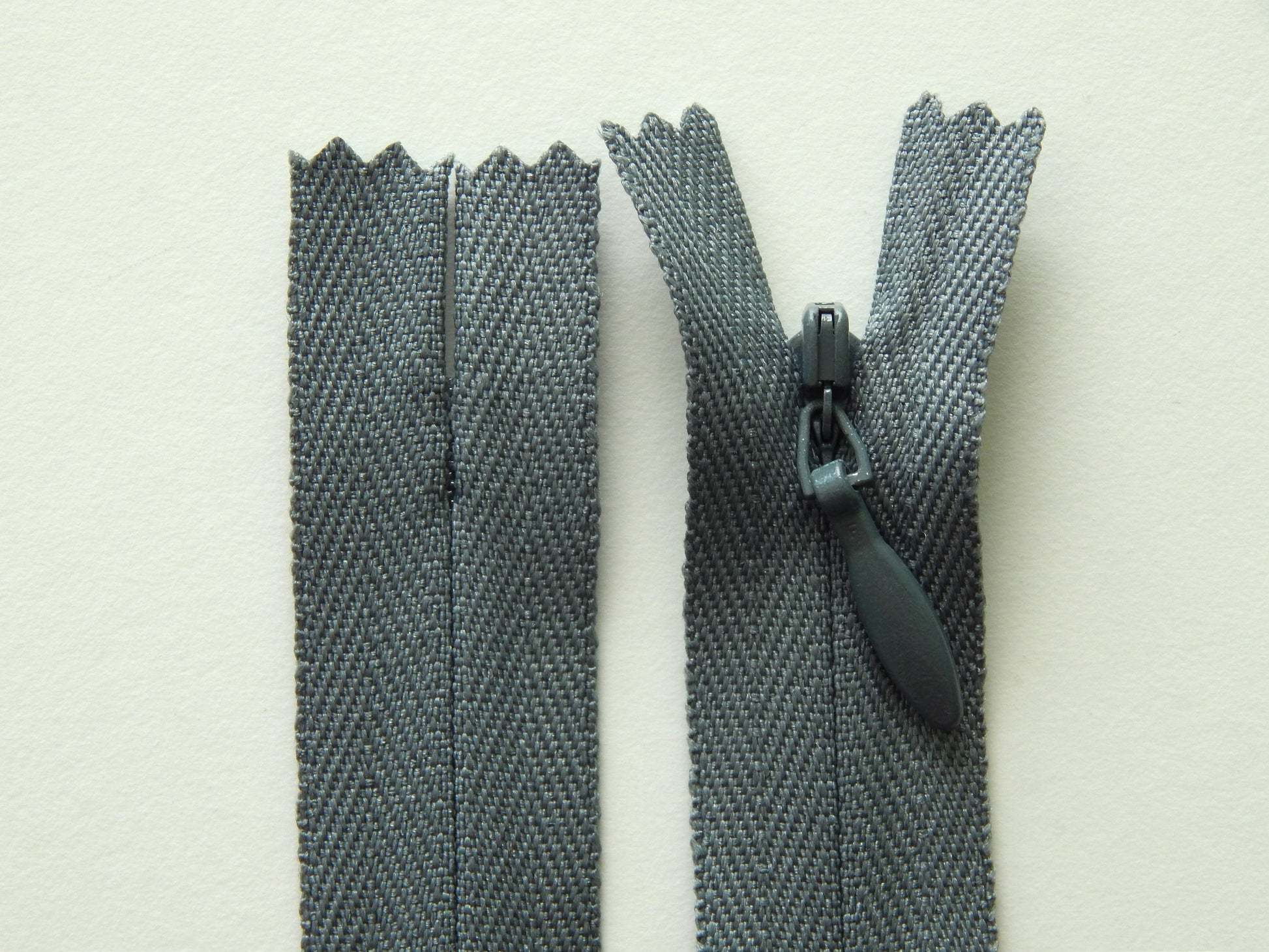 medium grey concealed zipper