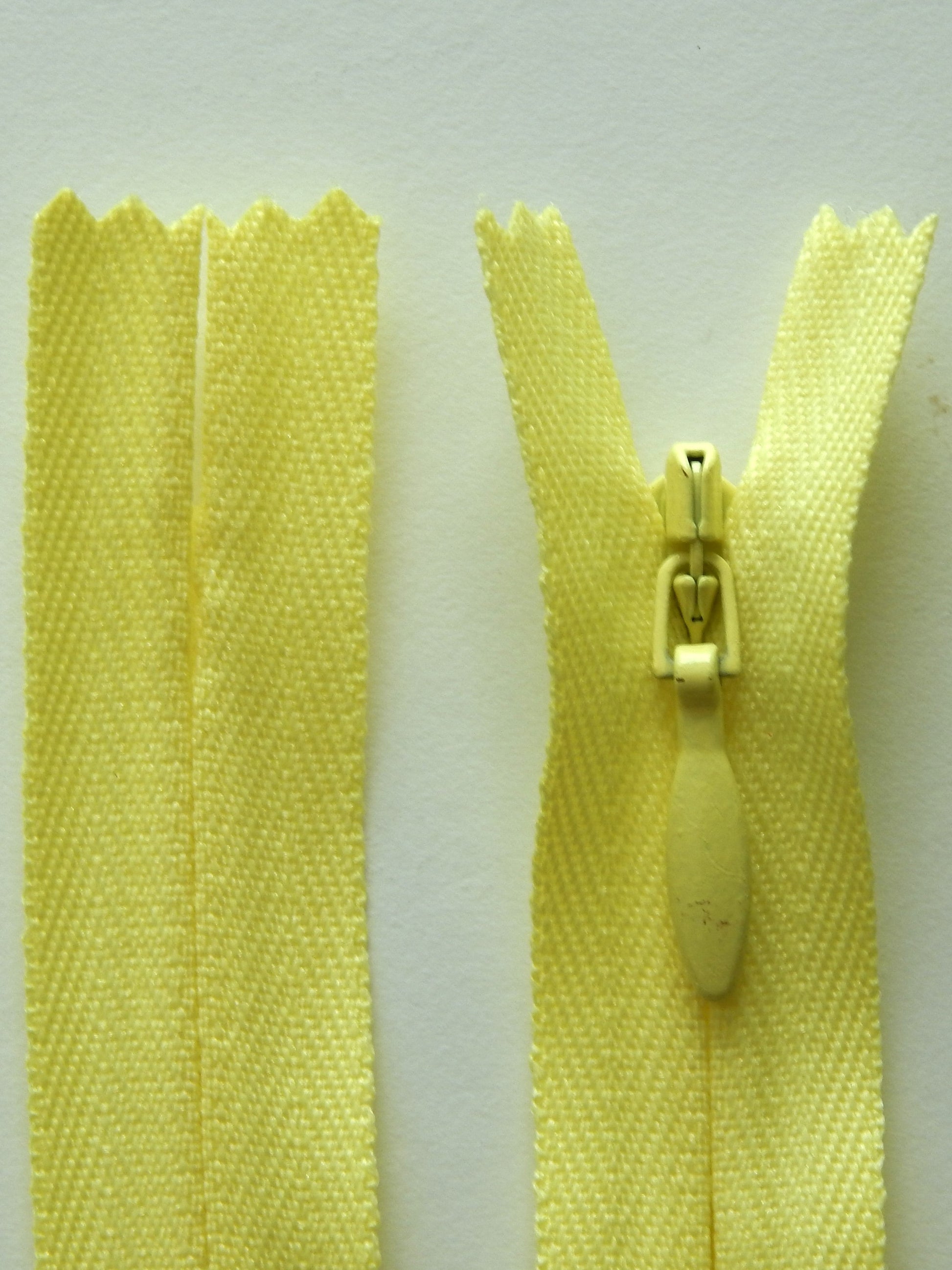 yellow invisible zipper