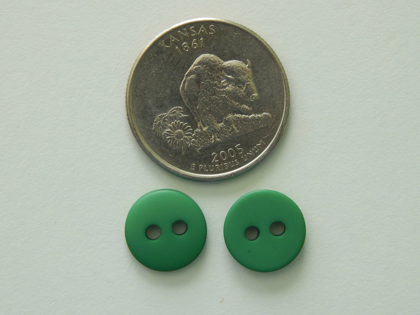 irish green 1/2" buttons