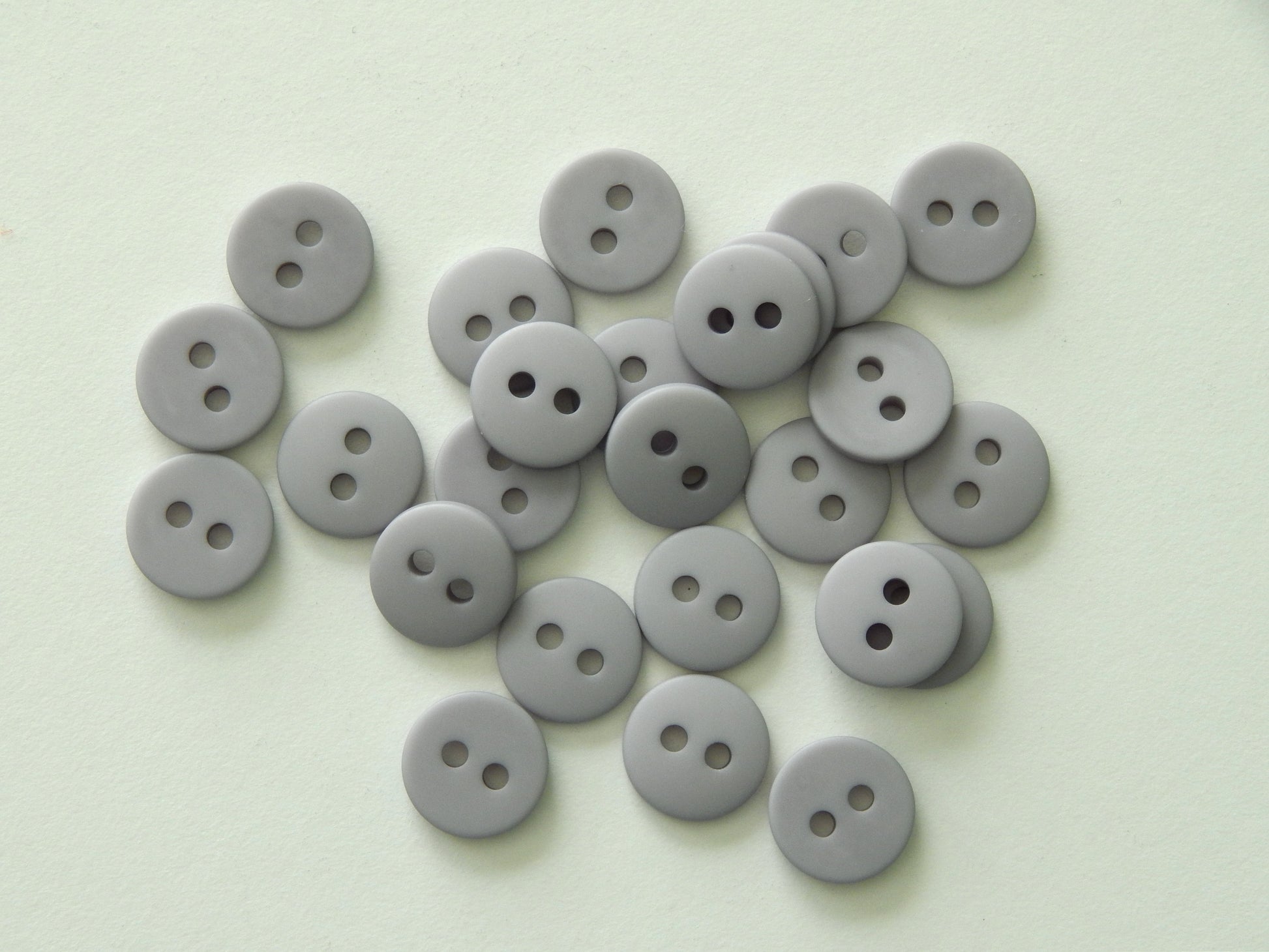 grey polyester shirting buttons