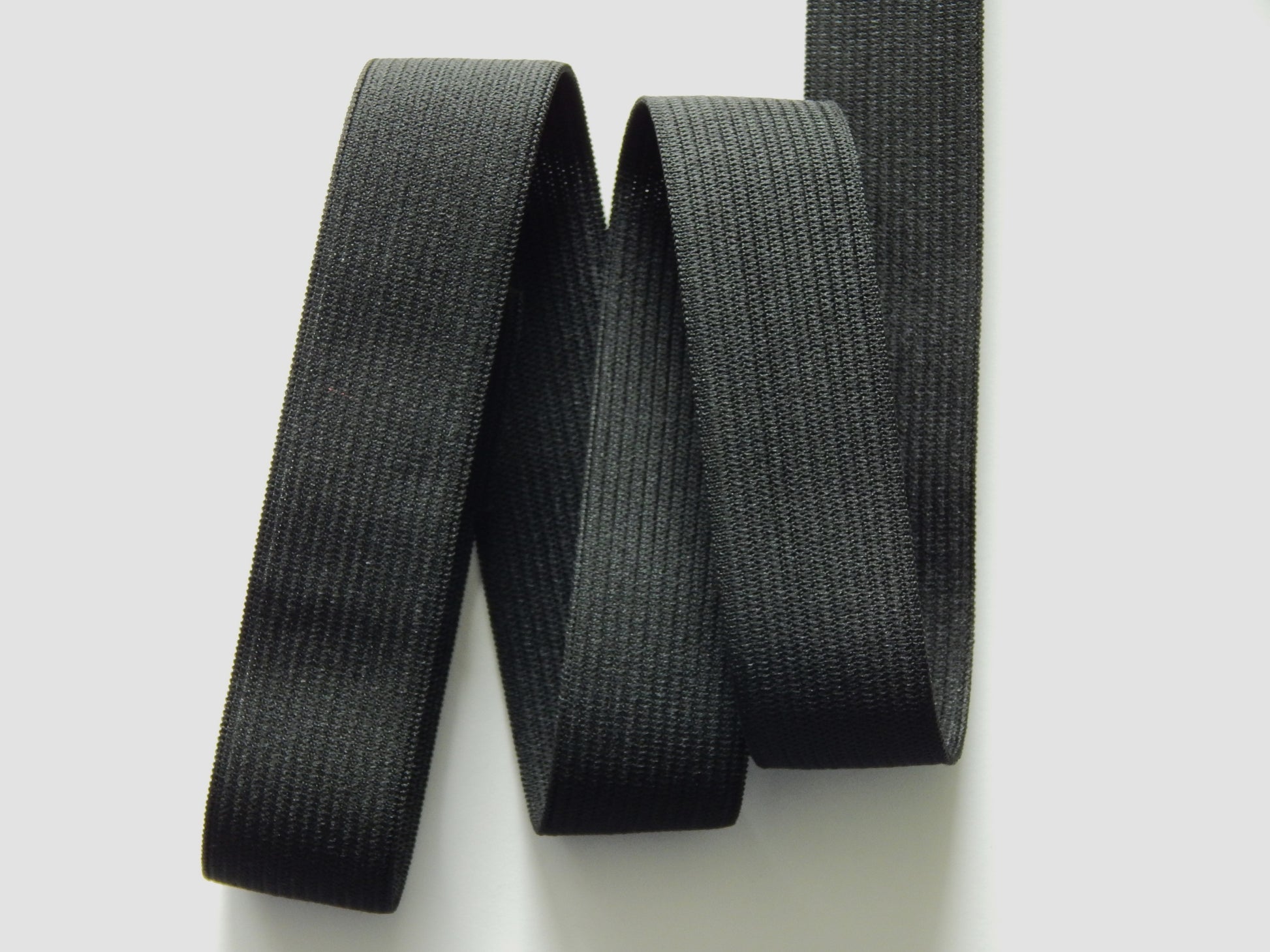 black waistband, hat band elastic