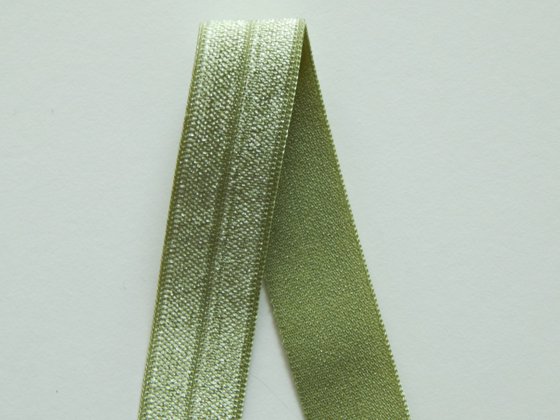 Light green fold over elastic