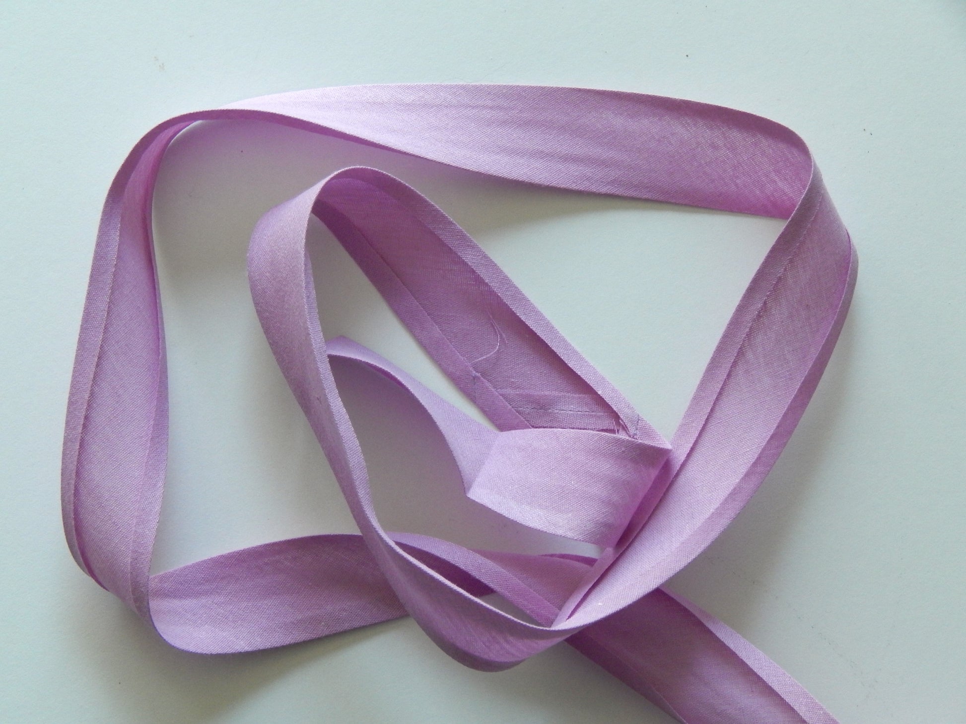 1" cotton and polyester single fold light purple, lilac bias binding