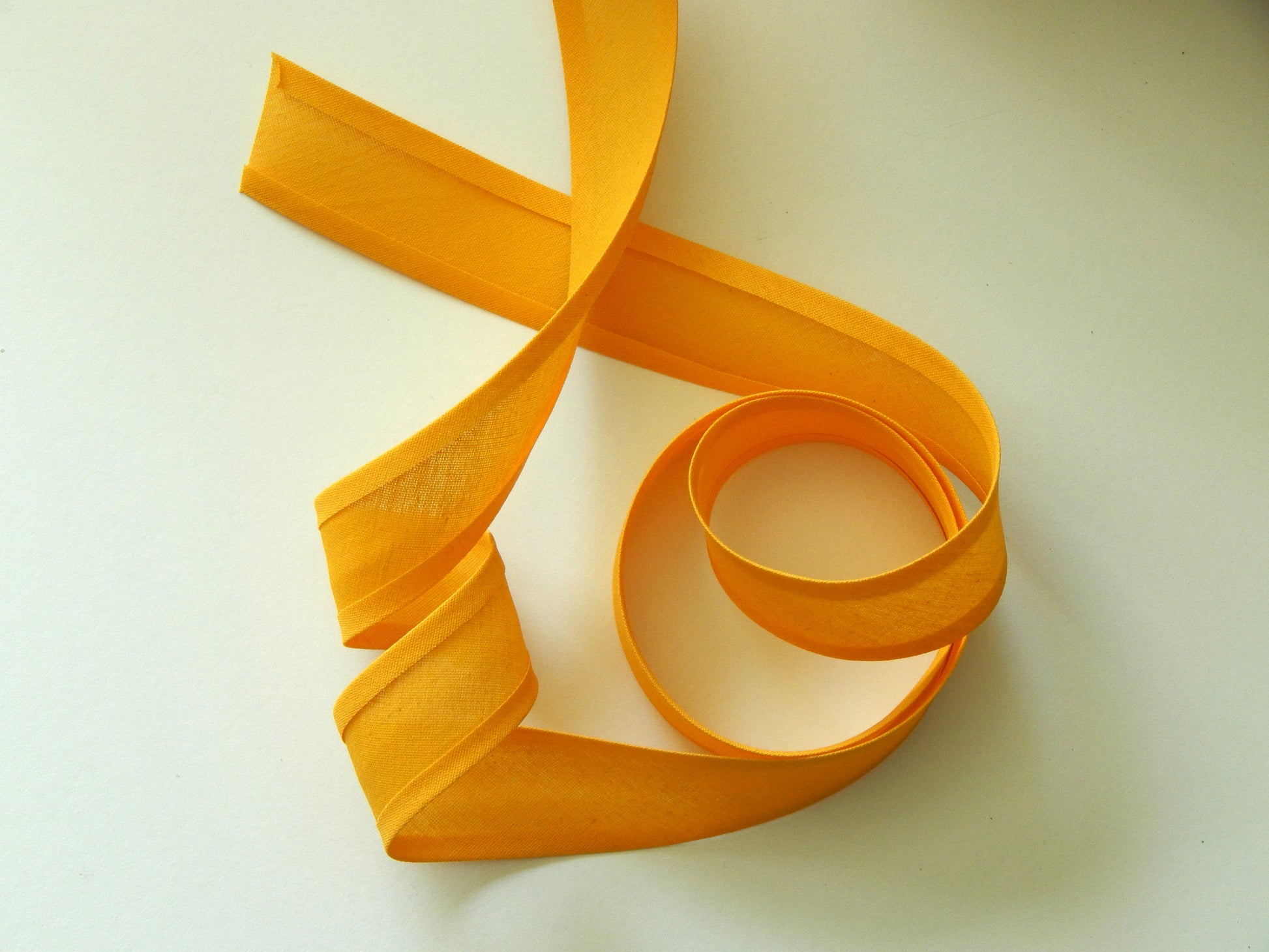 yellow orange bias binding