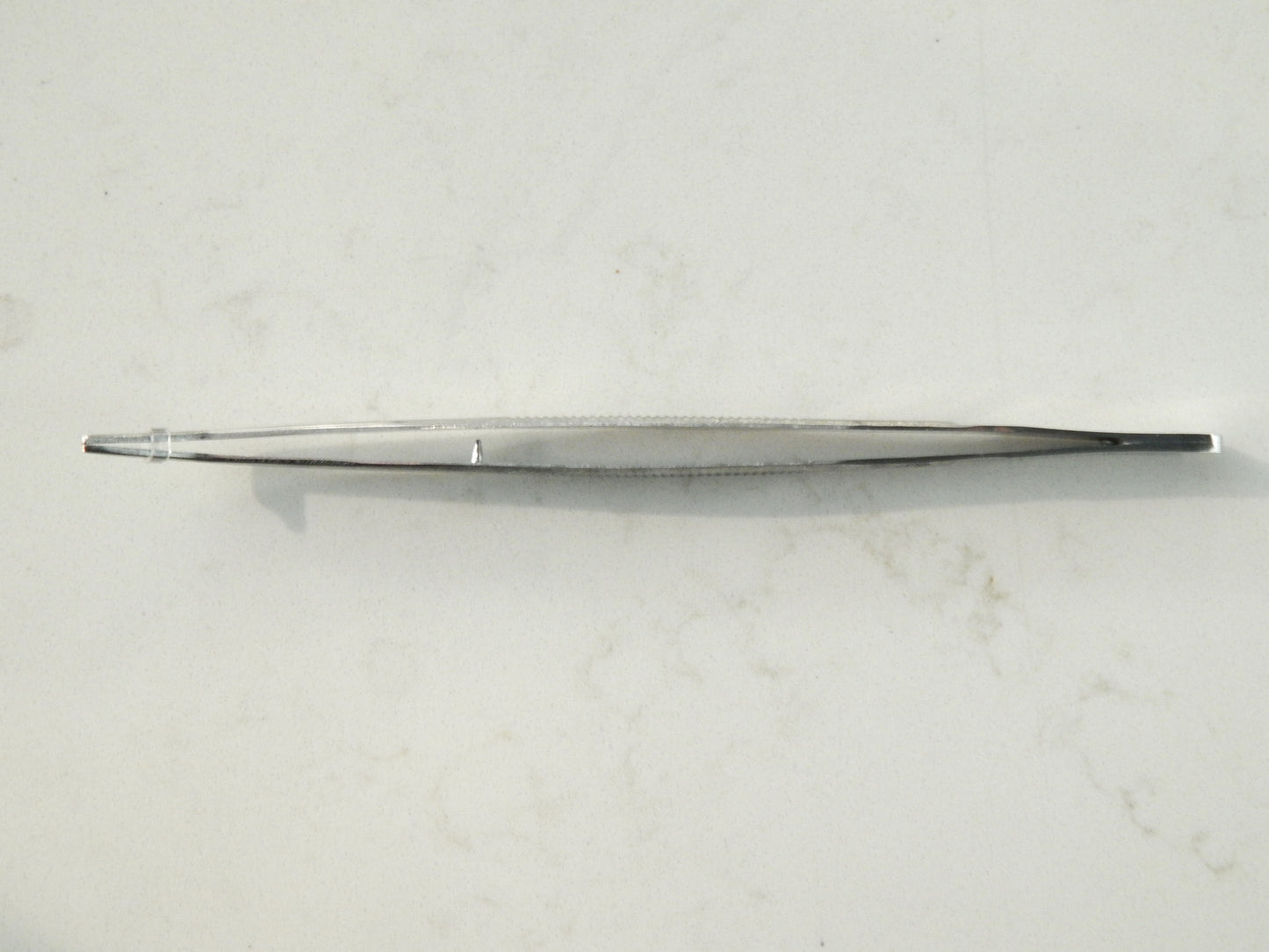 Tweezers