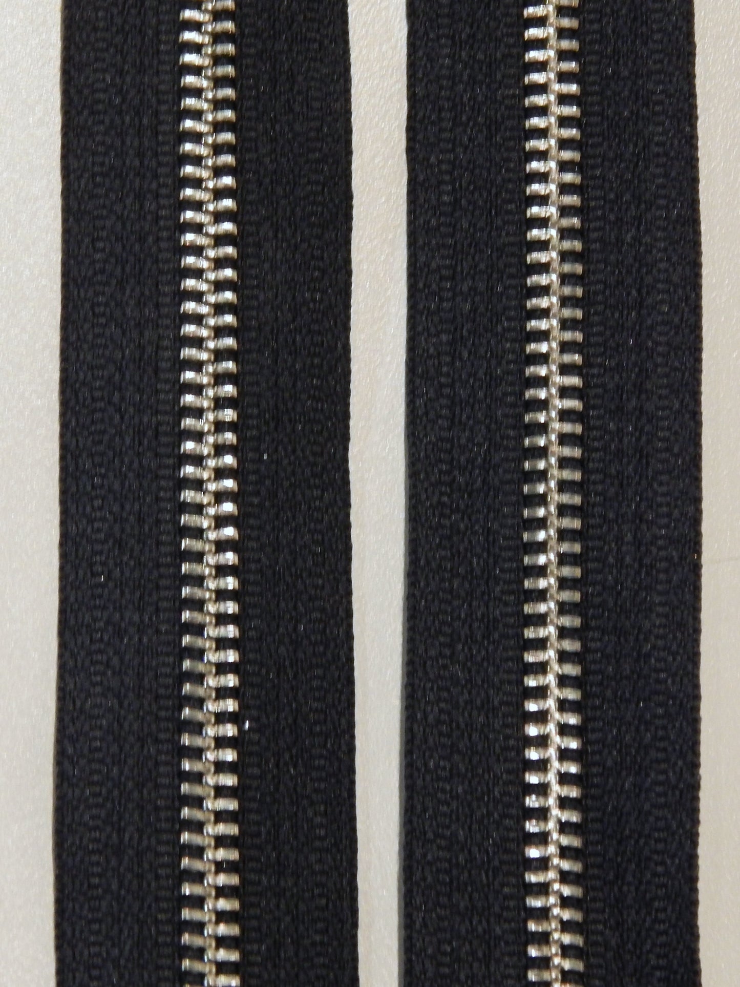 Aluminum Separating Jacket Zippers