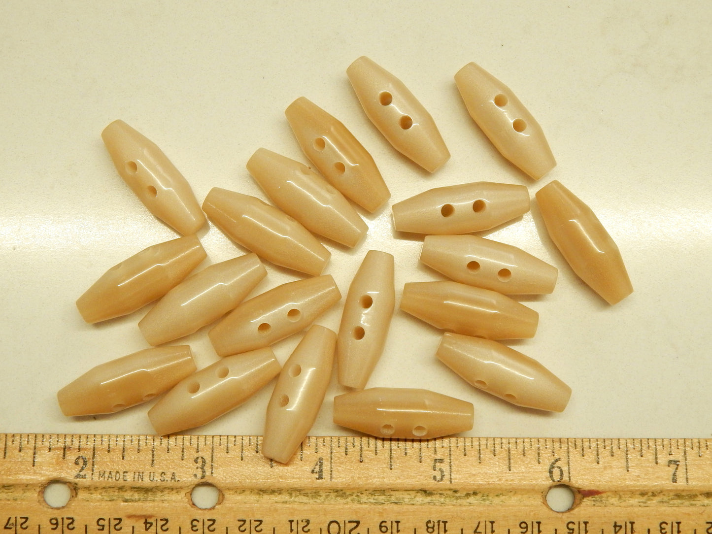 Tan Toggle Buttons - Dill - 1 3/8"