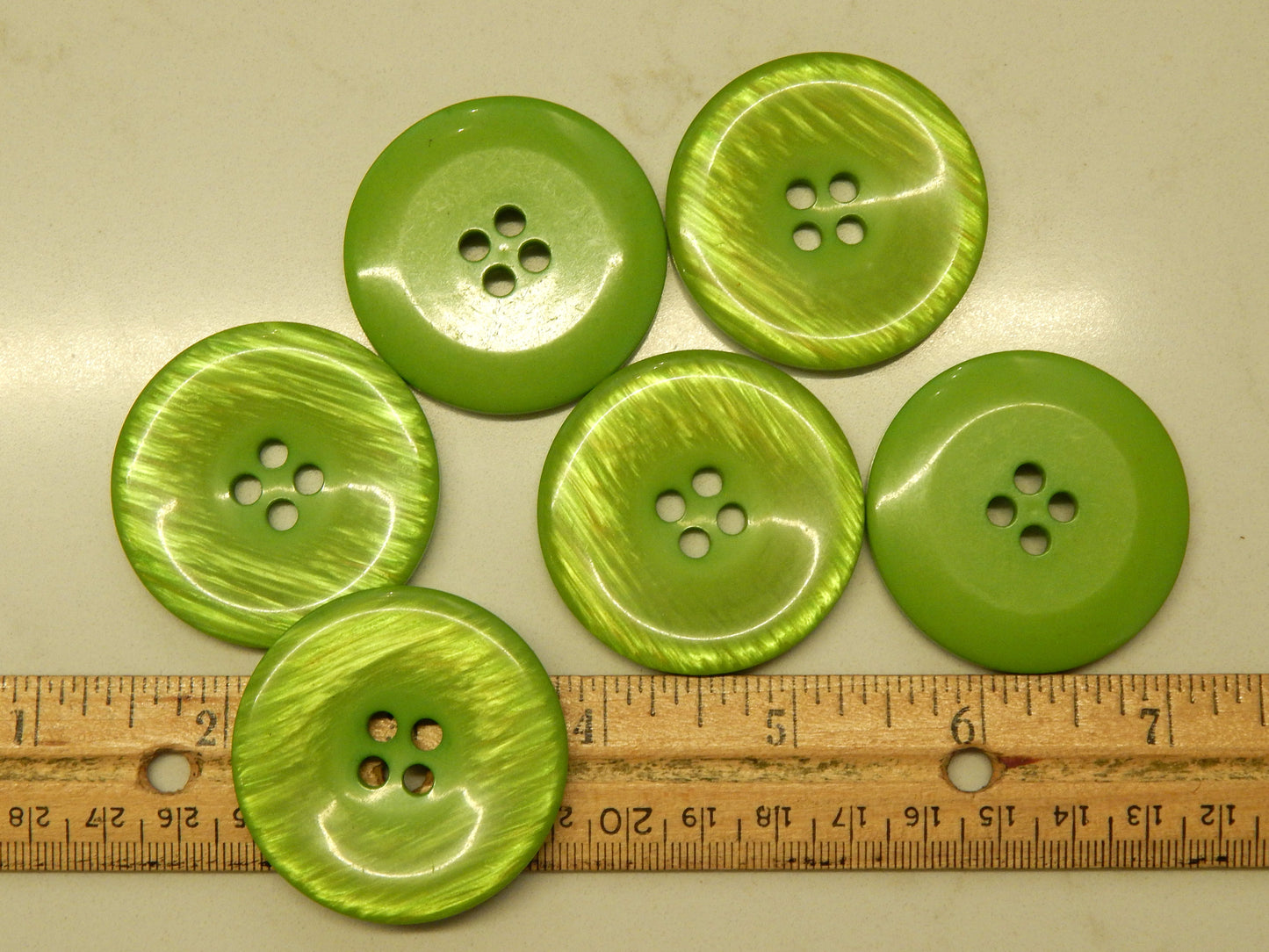 Xtra Large & Green Pearly Buttons