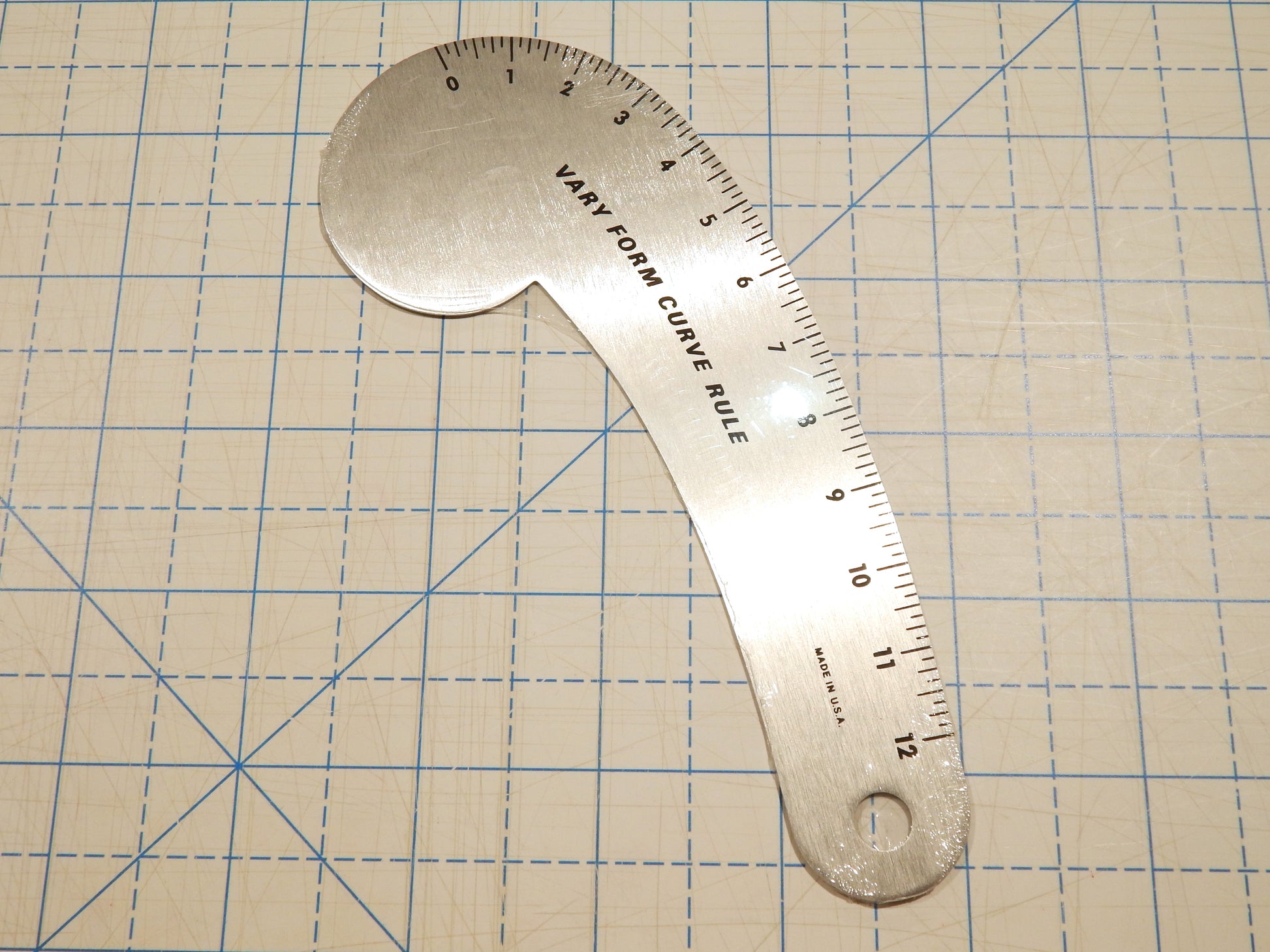 12" vary form armscye ruler for fashion design