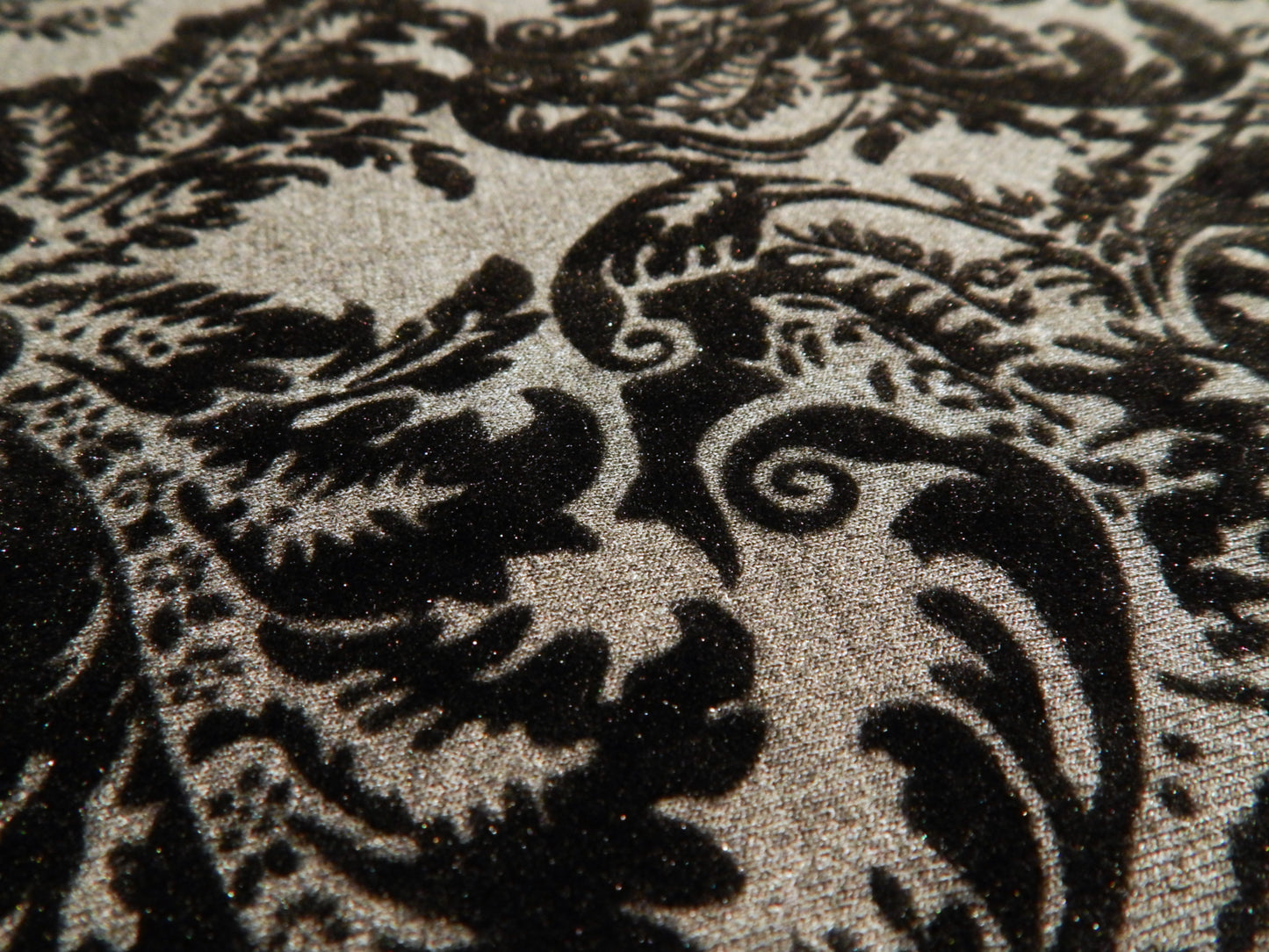 Enchanted Midnight Velvet Flocked Grey & Black Interlock