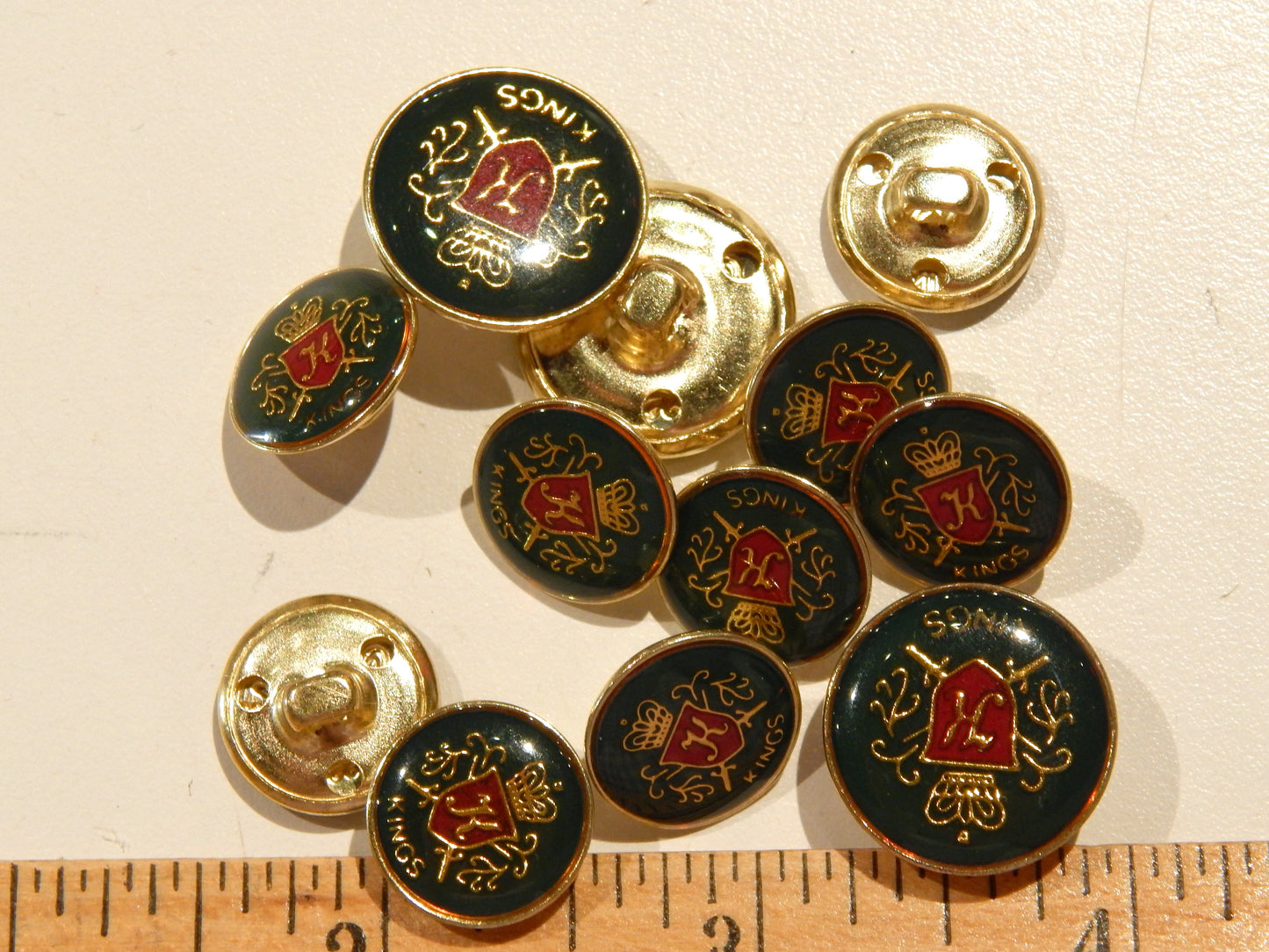Irish Royalty Green & Red Buttons - Multiple Sizes