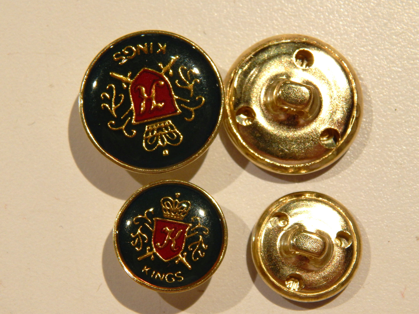 Irish Royalty Green & Red Buttons - Multiple Sizes