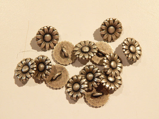 Mod Metal Flower Buttons