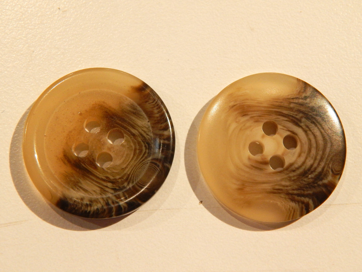 Brown Tortoise Look Buttons - Multiple Sizes