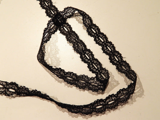 7/8" Vintage French Lace Ribbon - Multiple Colors - BTY