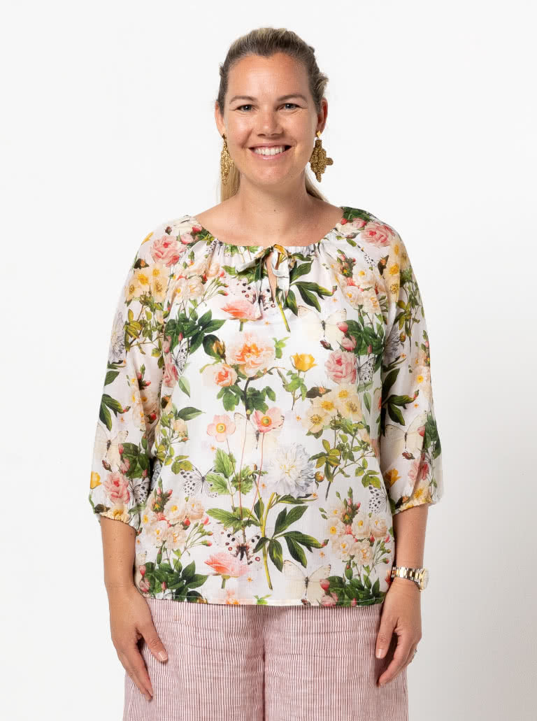 Anita Peasant Blouse Sizes 18-30 - Style Arc