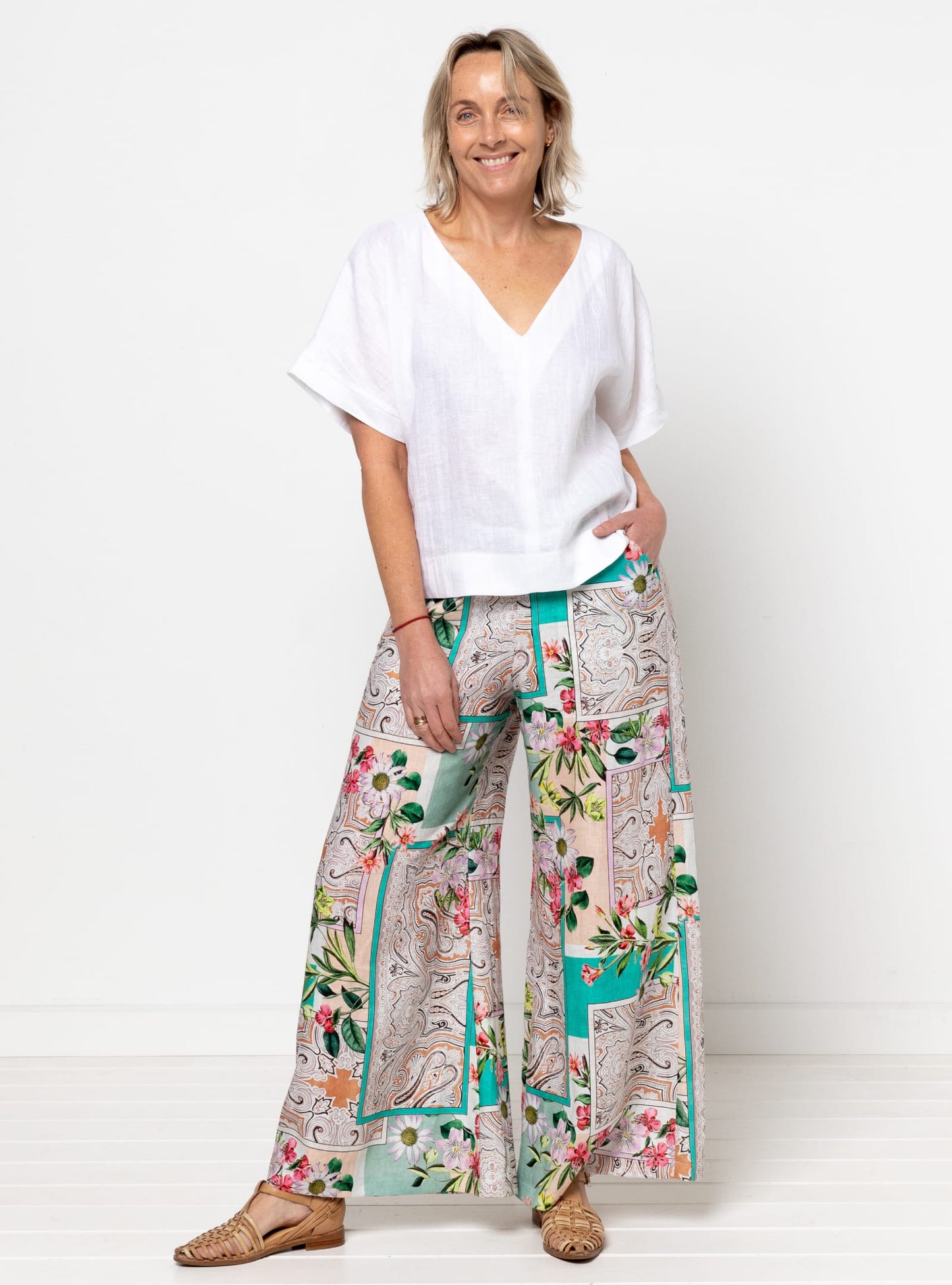 Joan Woven Top Sizes 18-30 - Style Arc